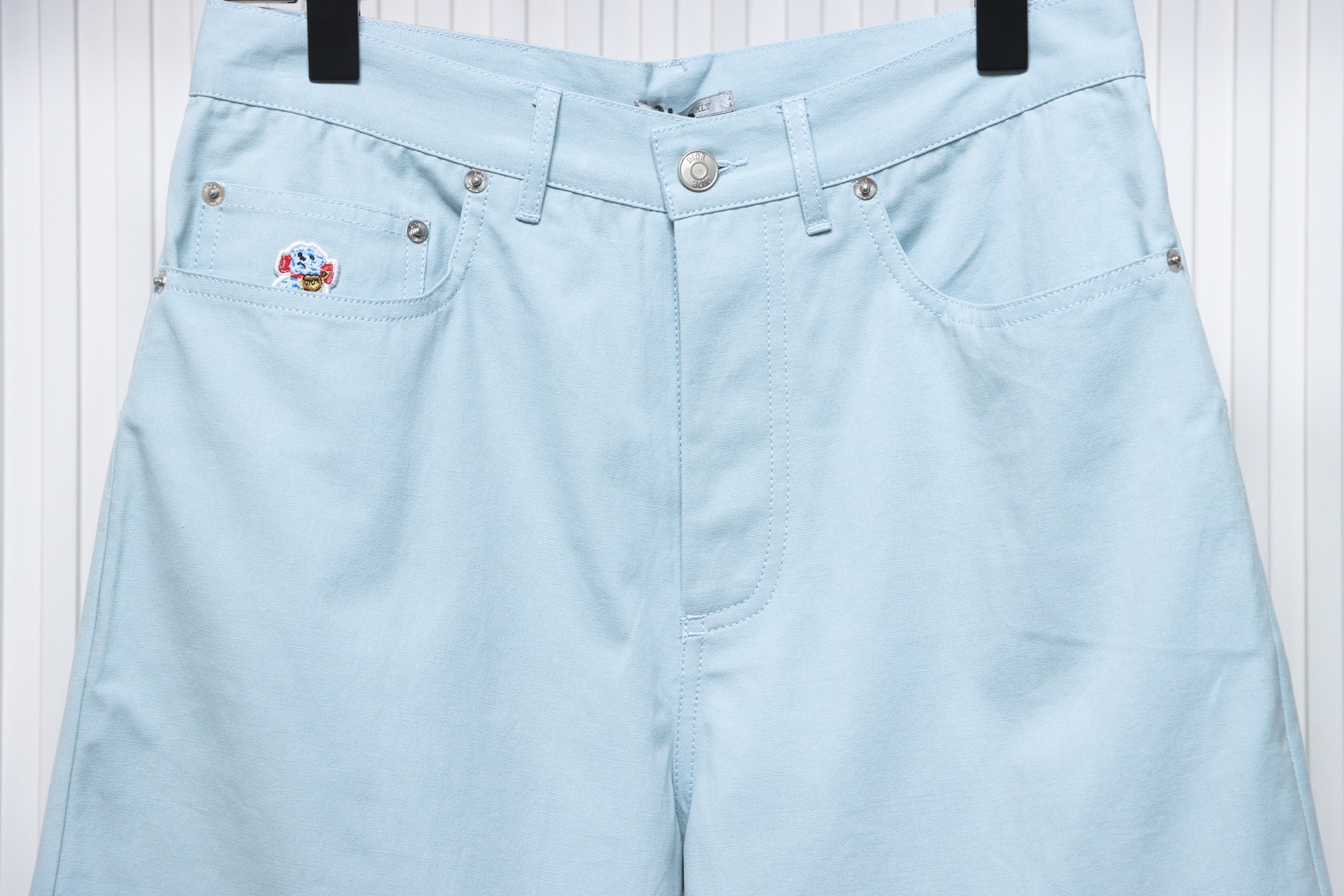 Dior 24ss heart embroidered shorts light blue