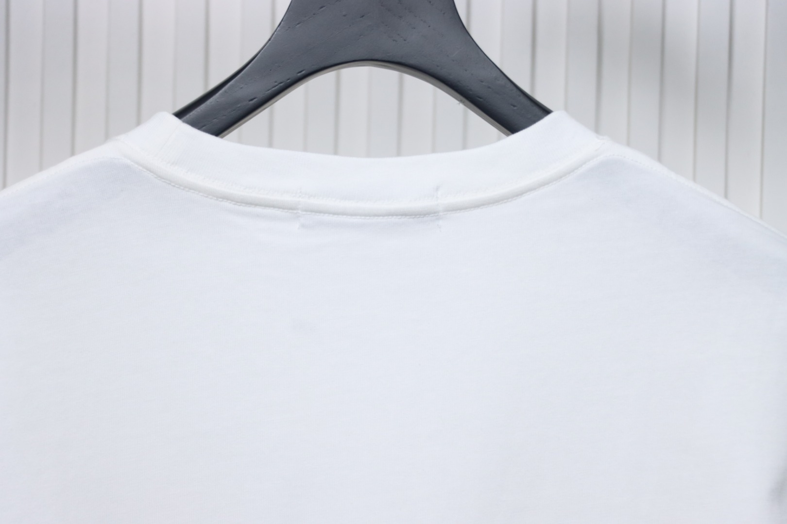 Dior 24ss small letter embroidered short sleeve white