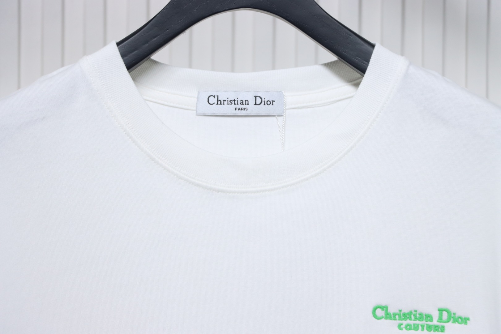 Dior 24ss small letter embroidered short sleeve white