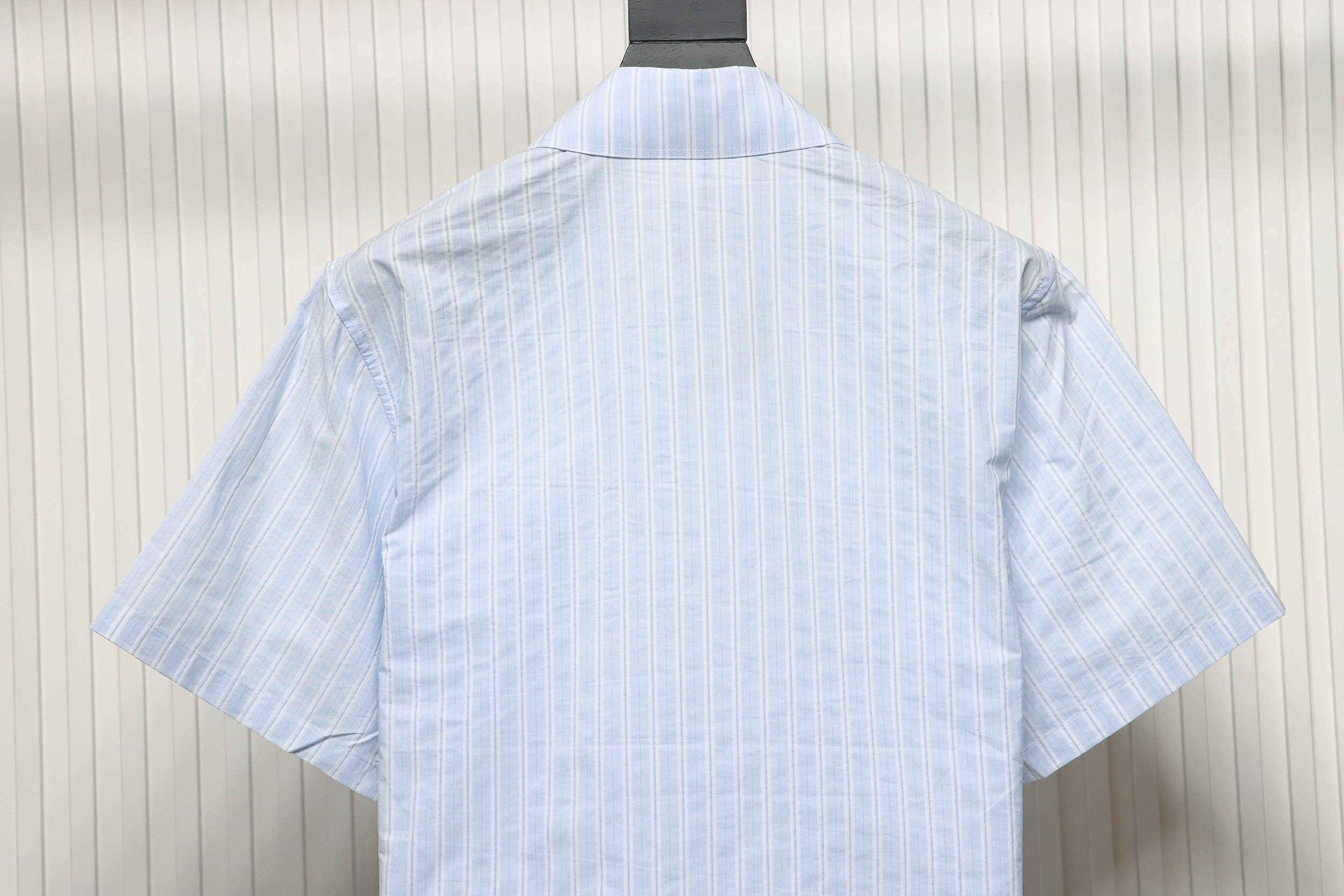 Dior cd half zip pullover short sleeve shirt light blue