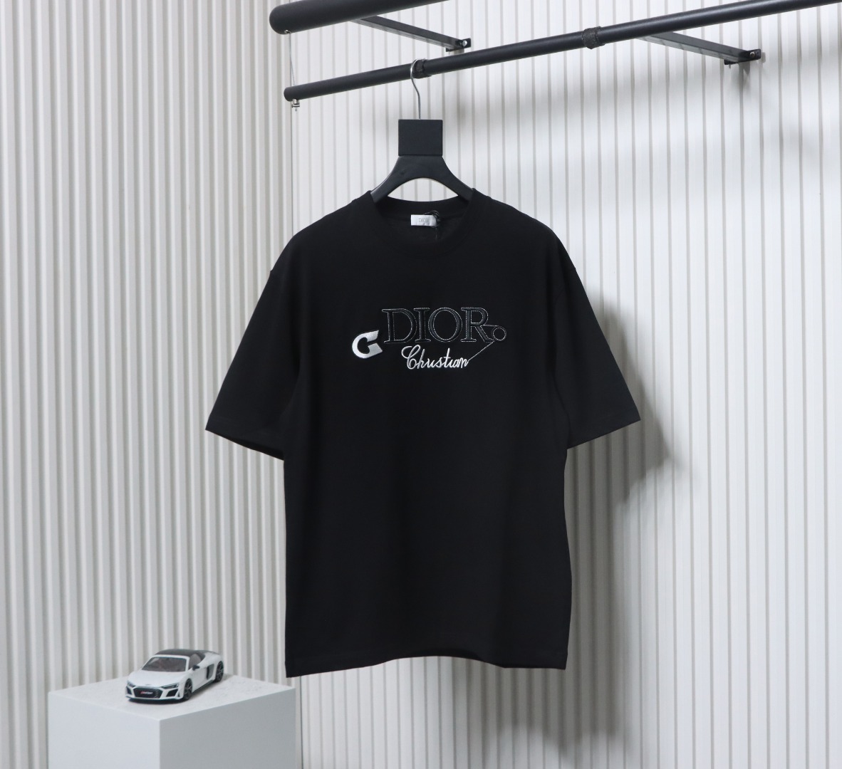 Dior pin embroidered letter logo short sleeve black