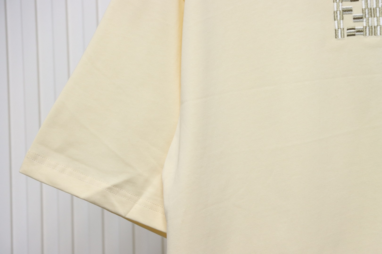 Fendi 25ss FF embroidered logo short sleeve beige