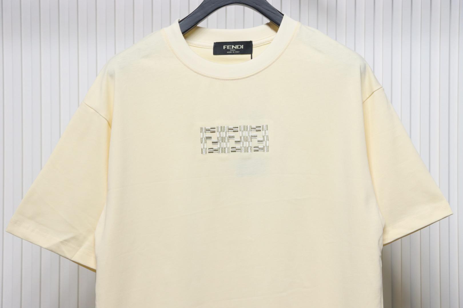 Fendi 25ss FF embroidered logo short sleeve beige