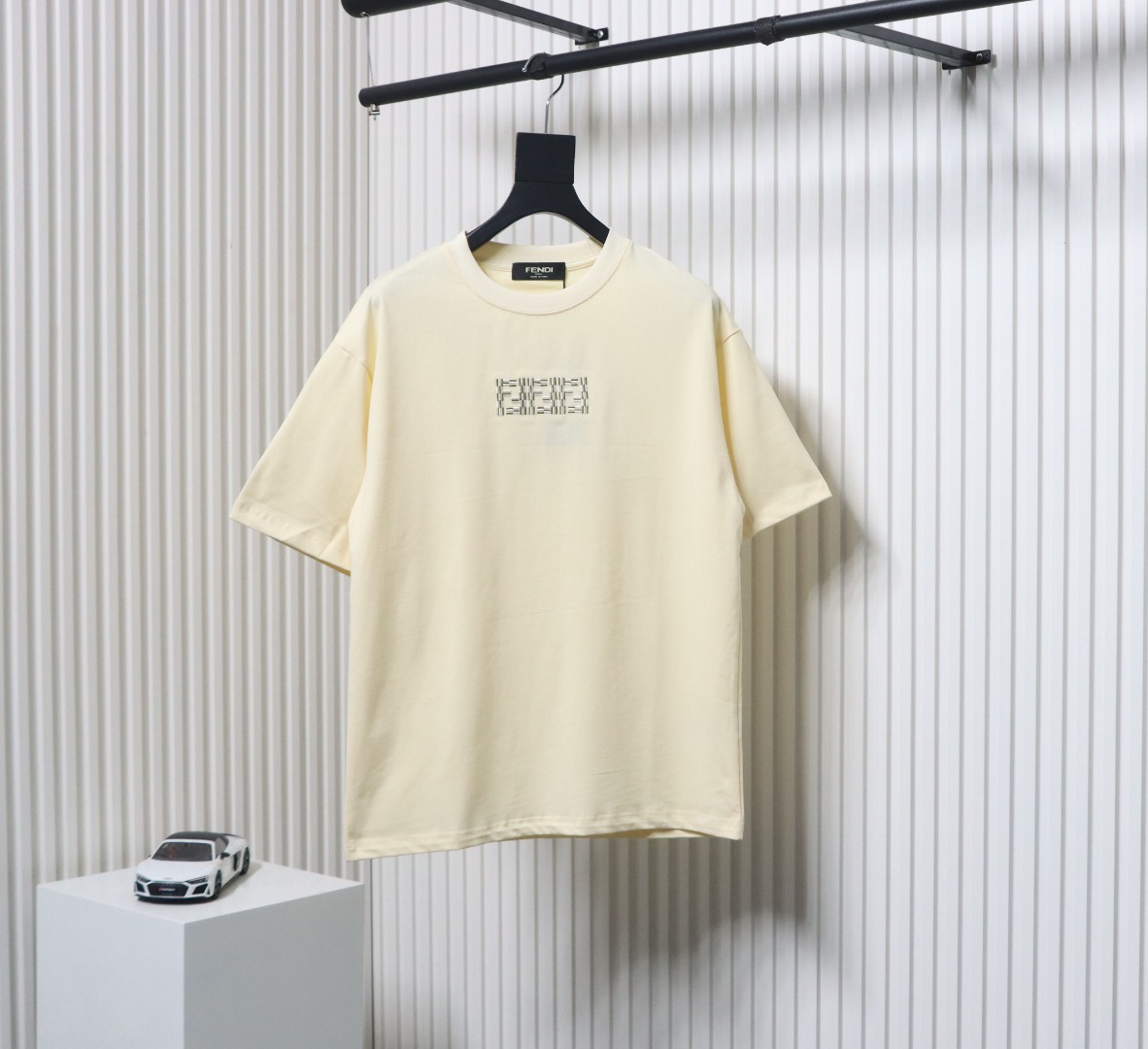 Fendi 25ss FF embroidered logo short sleeve beige
