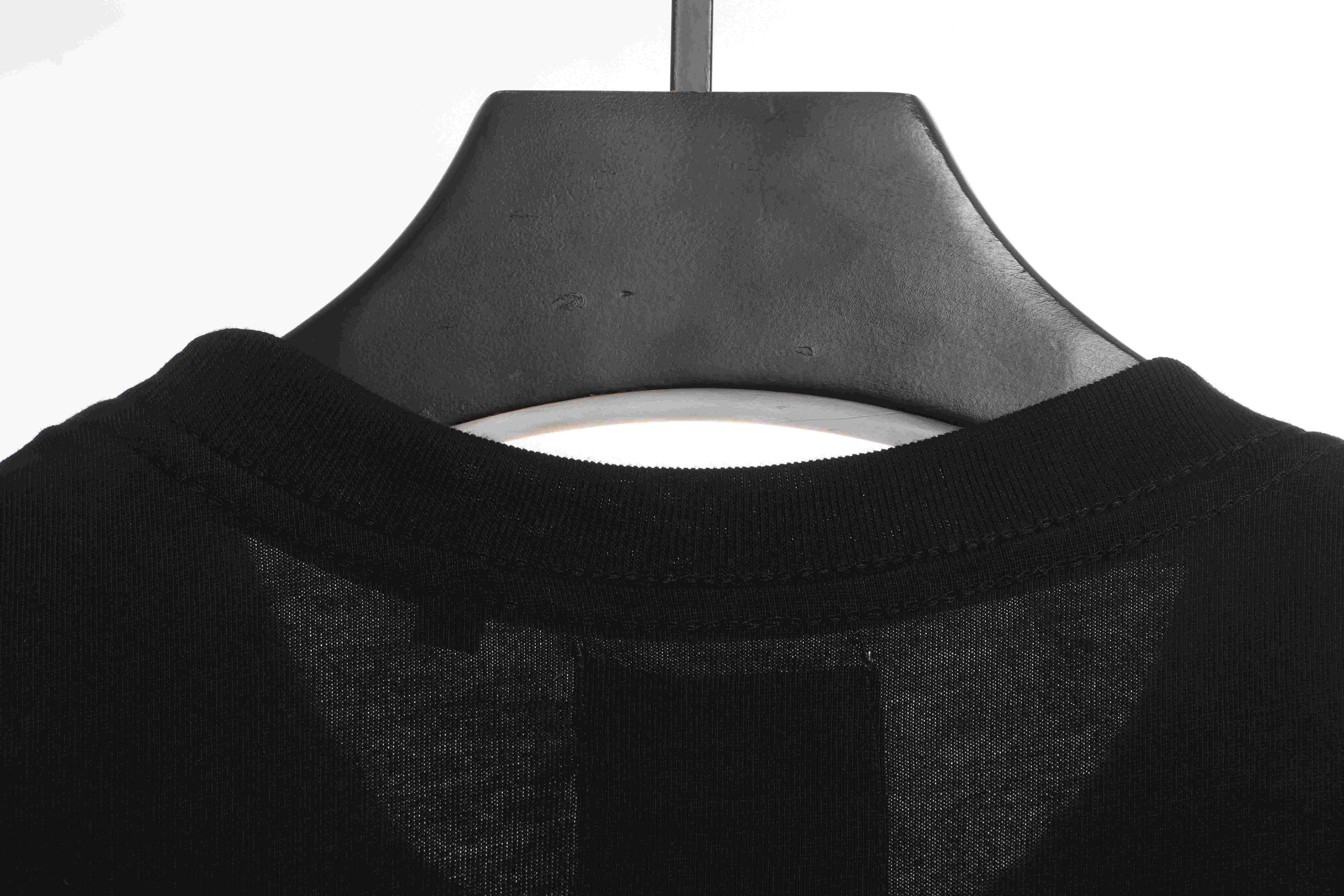 GD neon girl wine glass letter short sleeve black