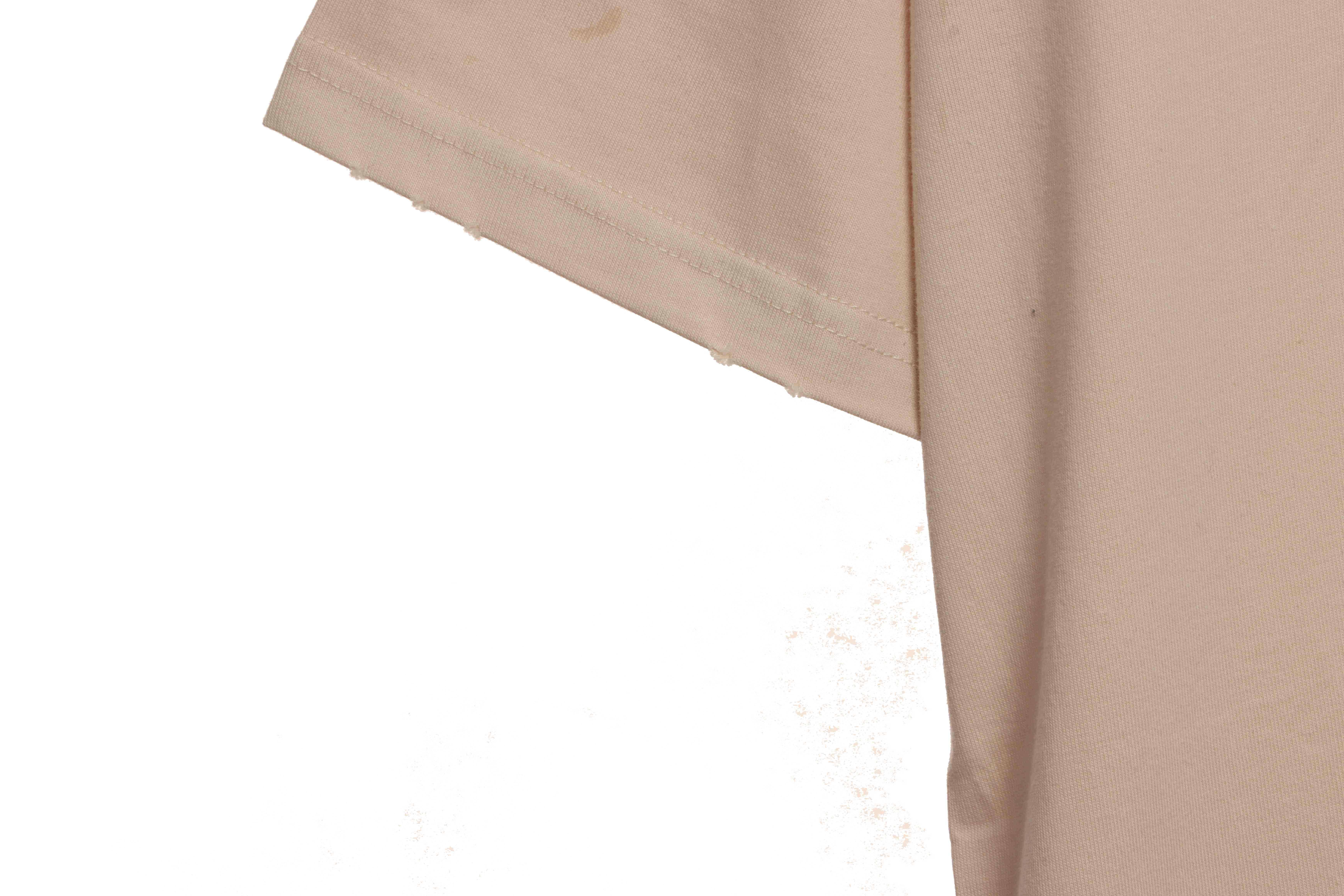 GD portrait print torn short sleeves beige