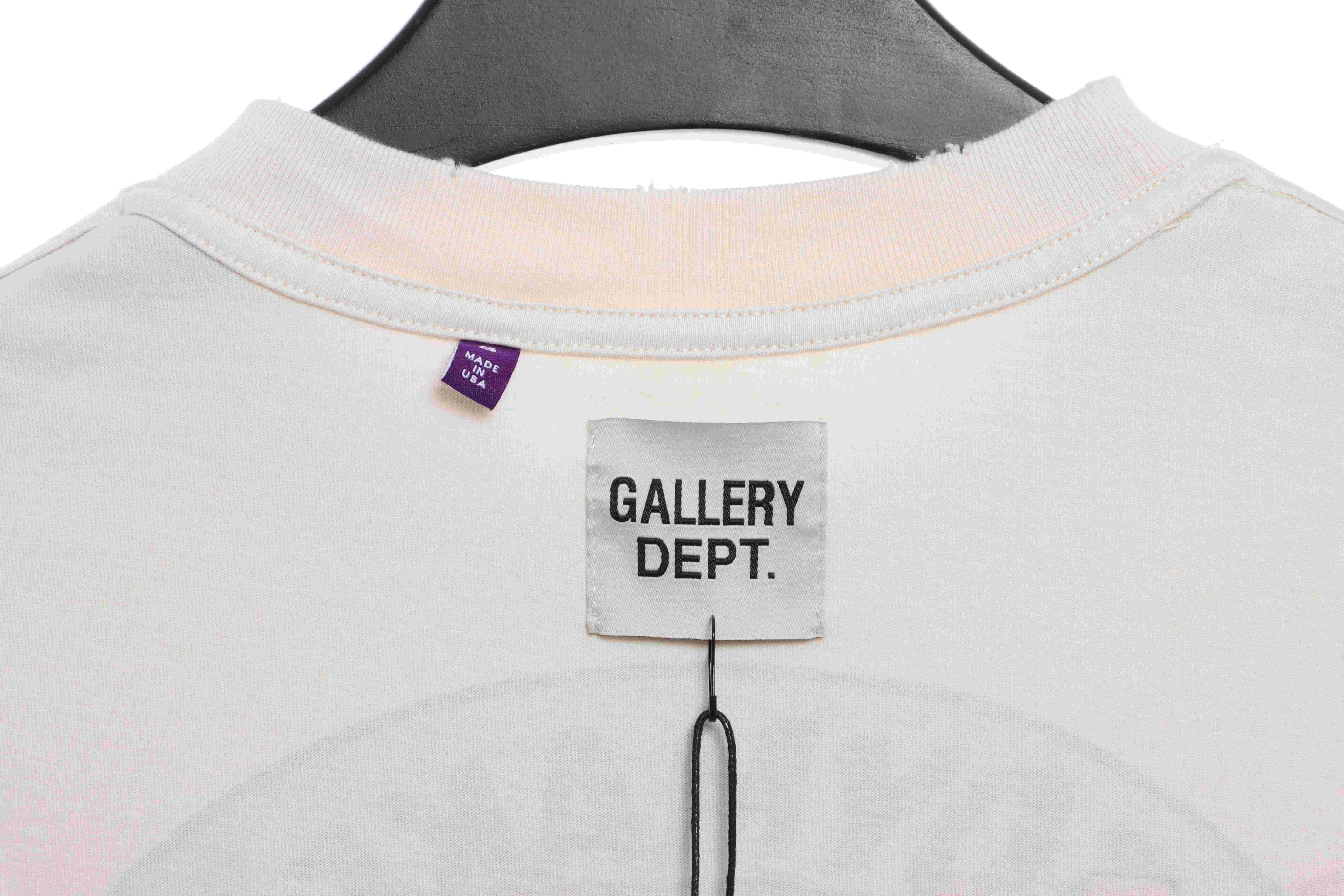 GD tearful eyes pattern short sleeves off-white