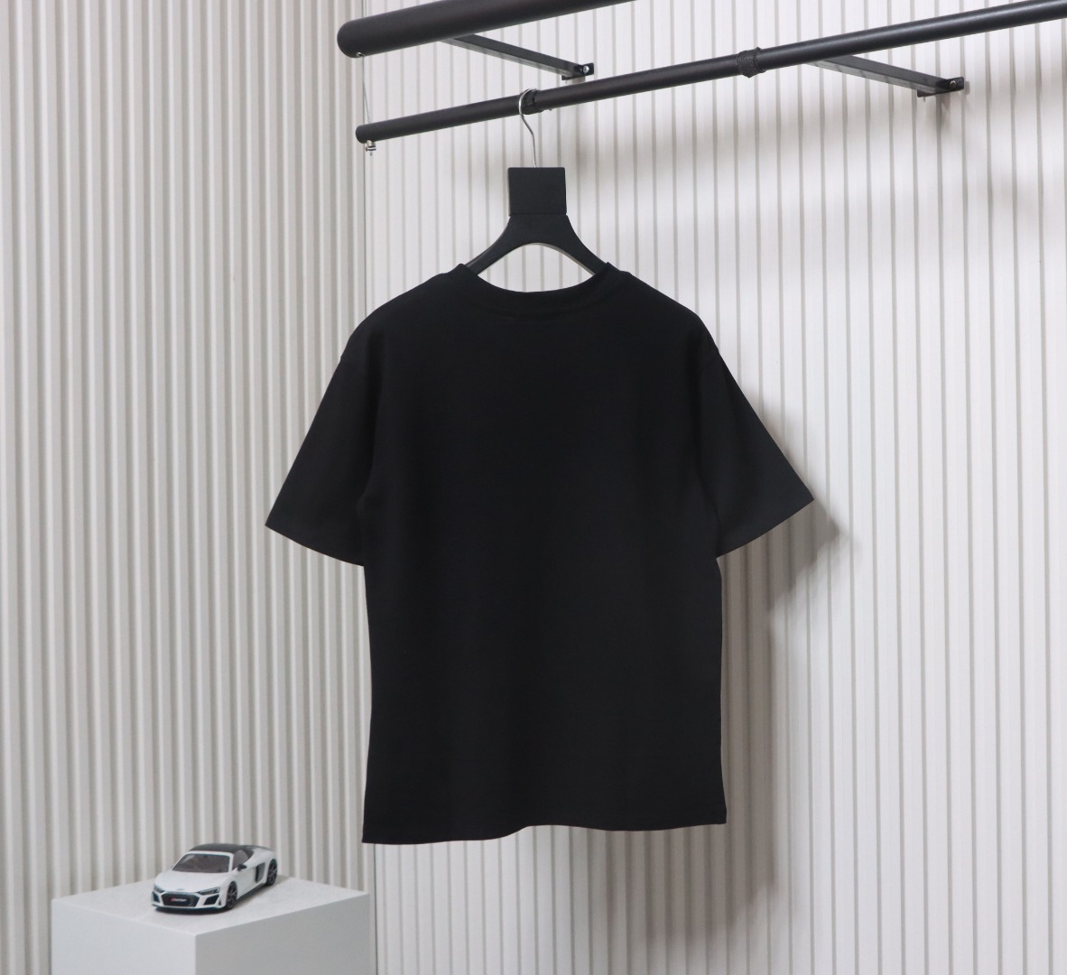 Moncler 25ss astronaut logo short sleeve black