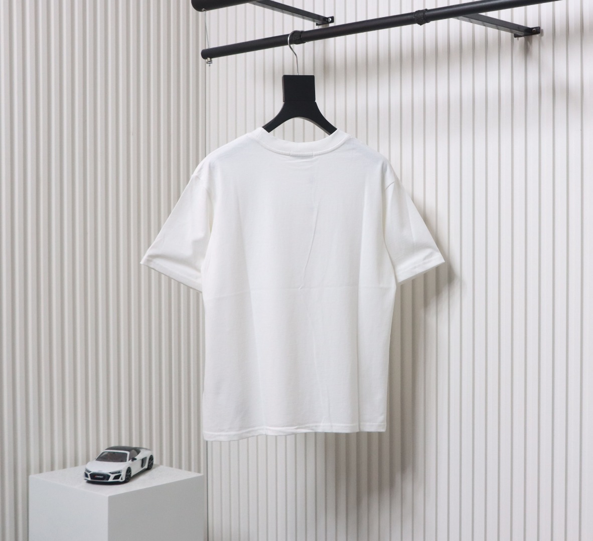 Moncler 25ss astronaut logo short sleeve white