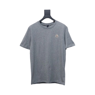 Moncler 25ss classic chest logo short sleeves grey 01