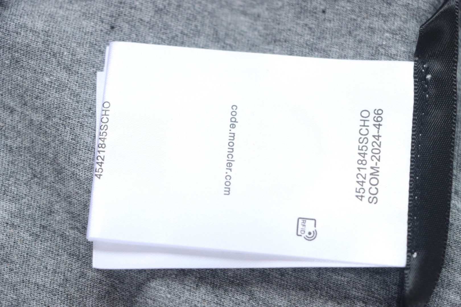 Moncler 25ss classic chest logo short sleeves grey