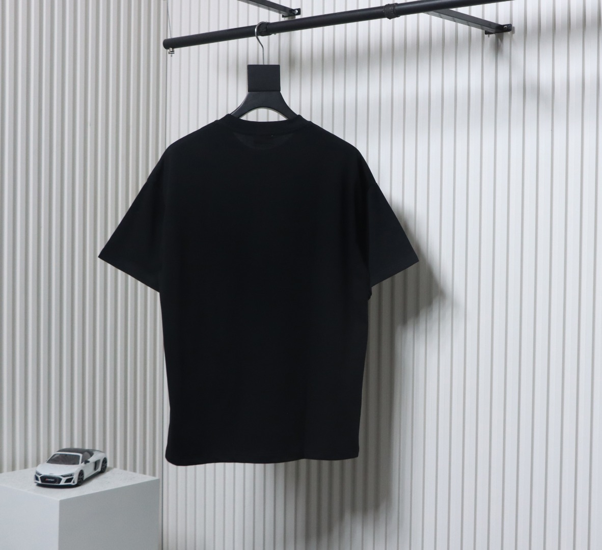 Moncler 25ss embroidered logo short sleeve black