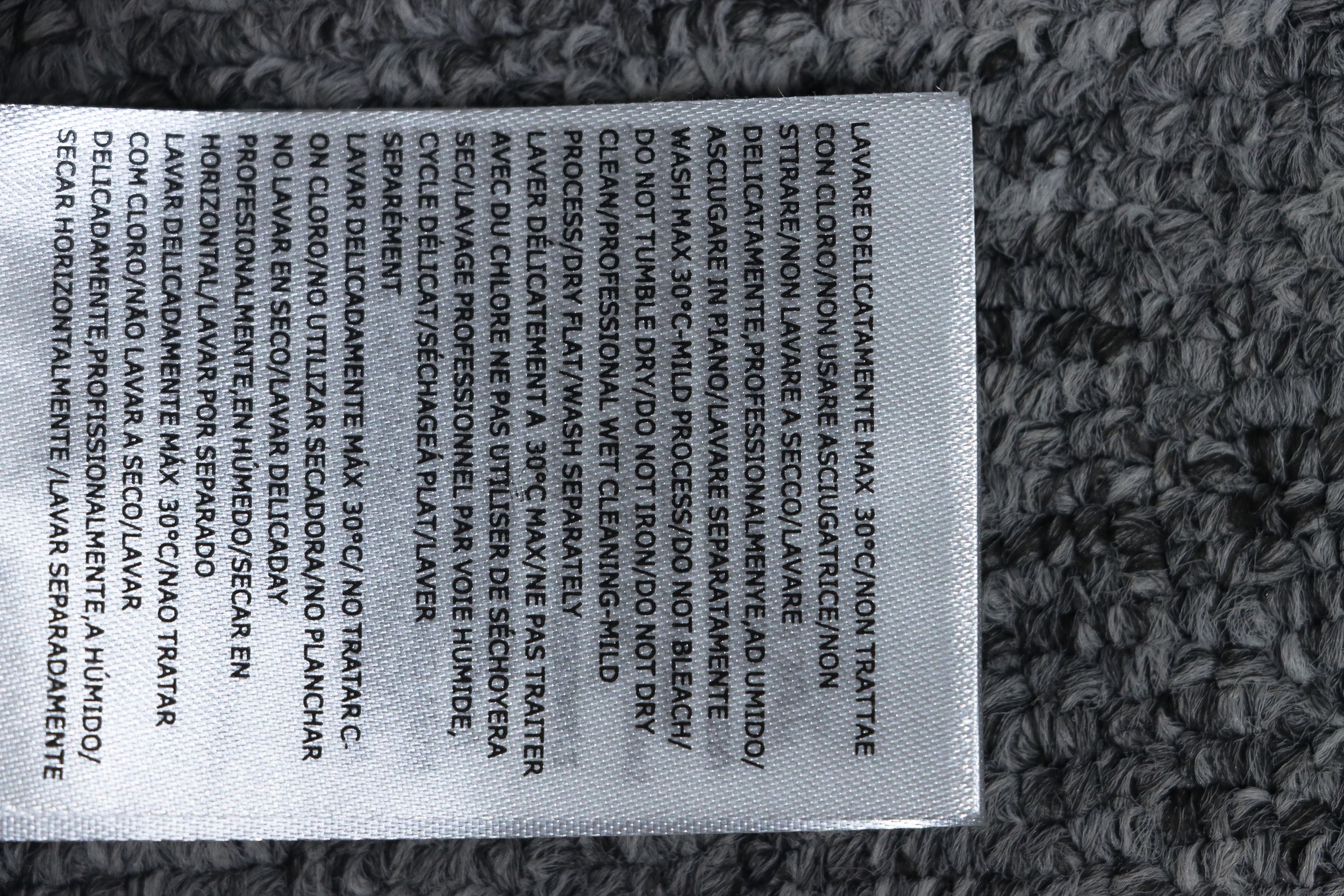 Moncler Classic Pocket Logo Woven Shorts Grey