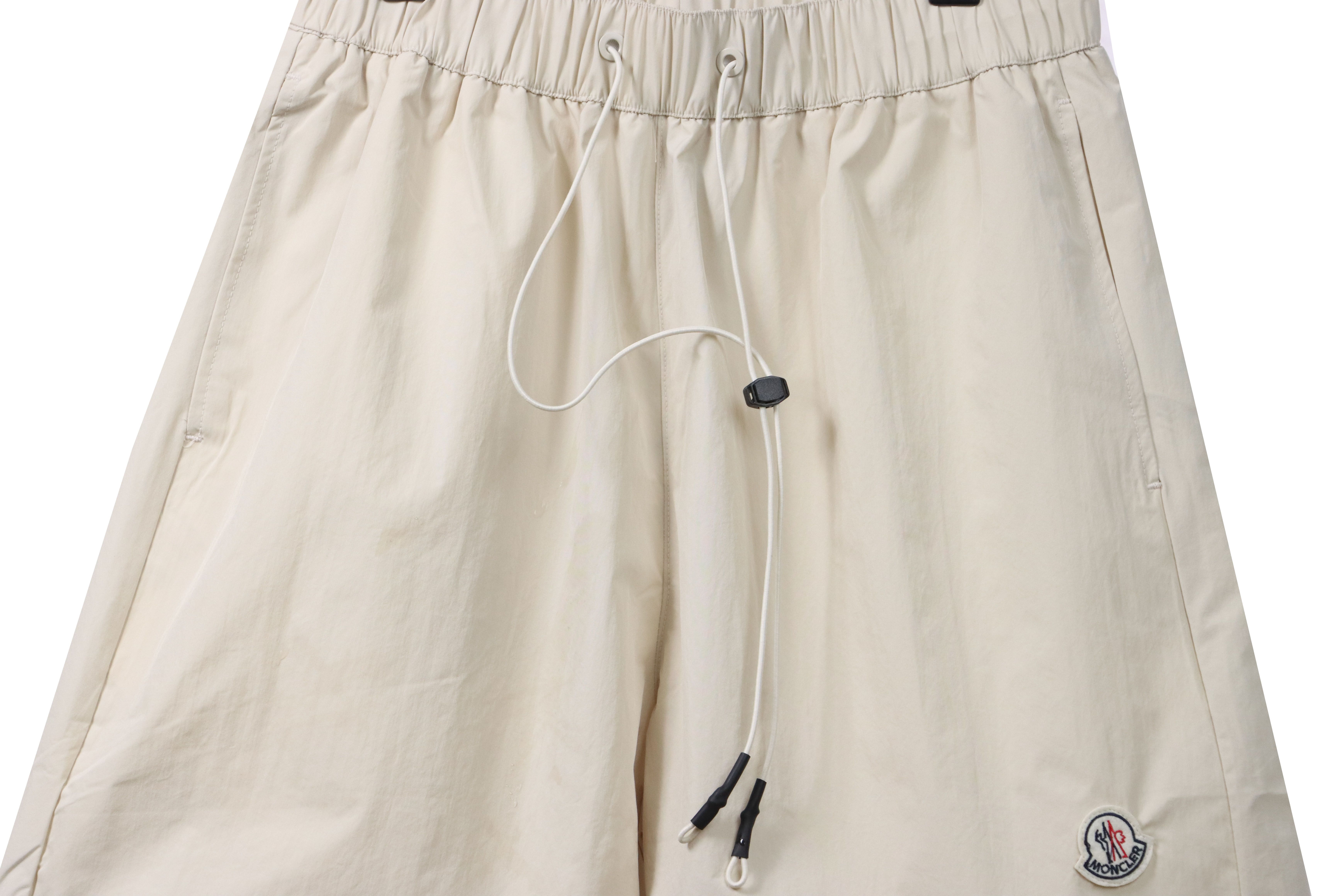 Moncler small logo woven shorts white
