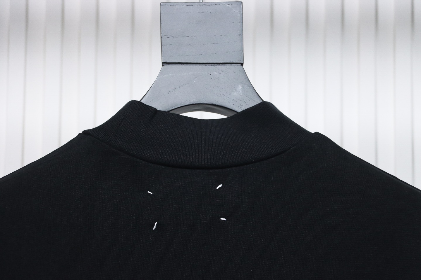 Maison Margiela 24SS Margiela washed embroidered short-sleeved T-shirt black