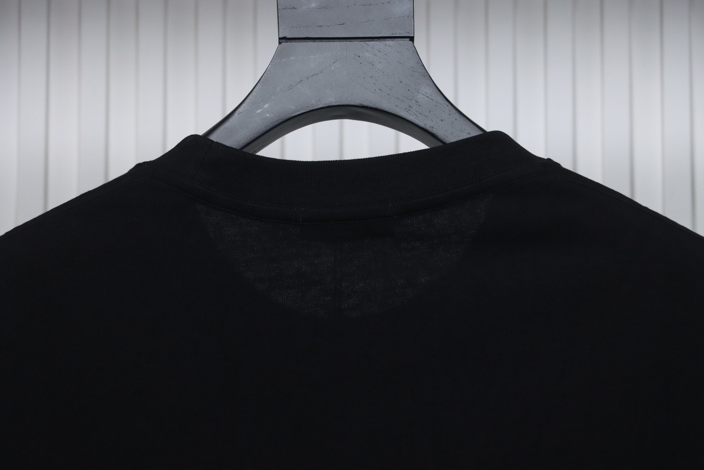 Balenciaga 24ss Mottled Distressed Letter Logo Short Sleeves Black