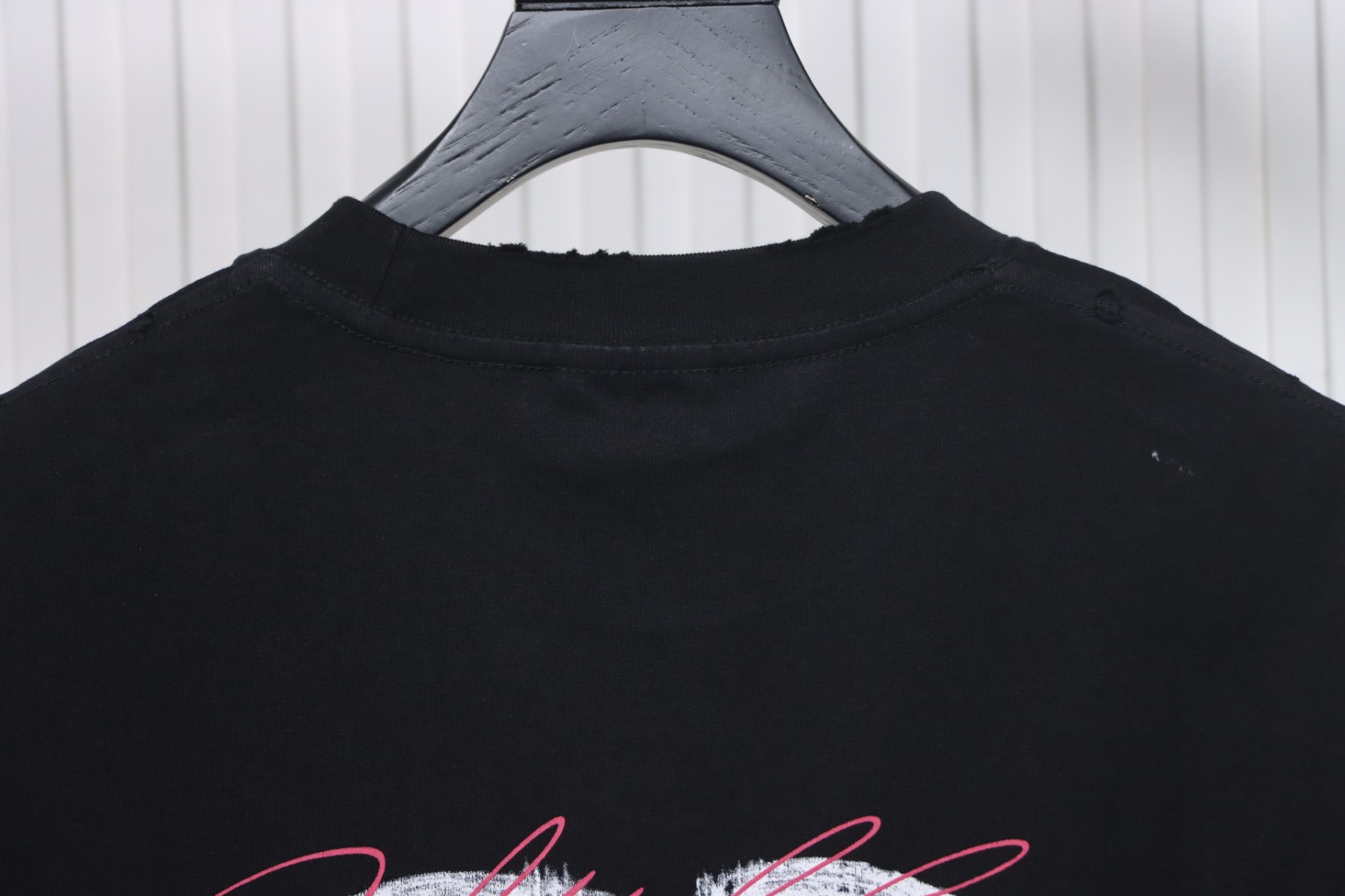 Balenciaga 25ss Letter Double B Hand-painted Washed Hole Short Sleeve T-shirt Black