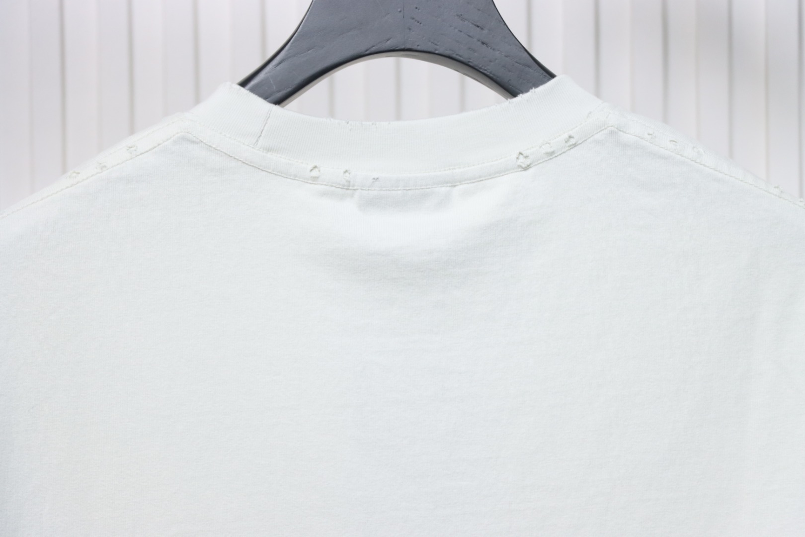 Balenciaga 25ss reverse letter double B print washed ripped short-sleeved T-shirt White