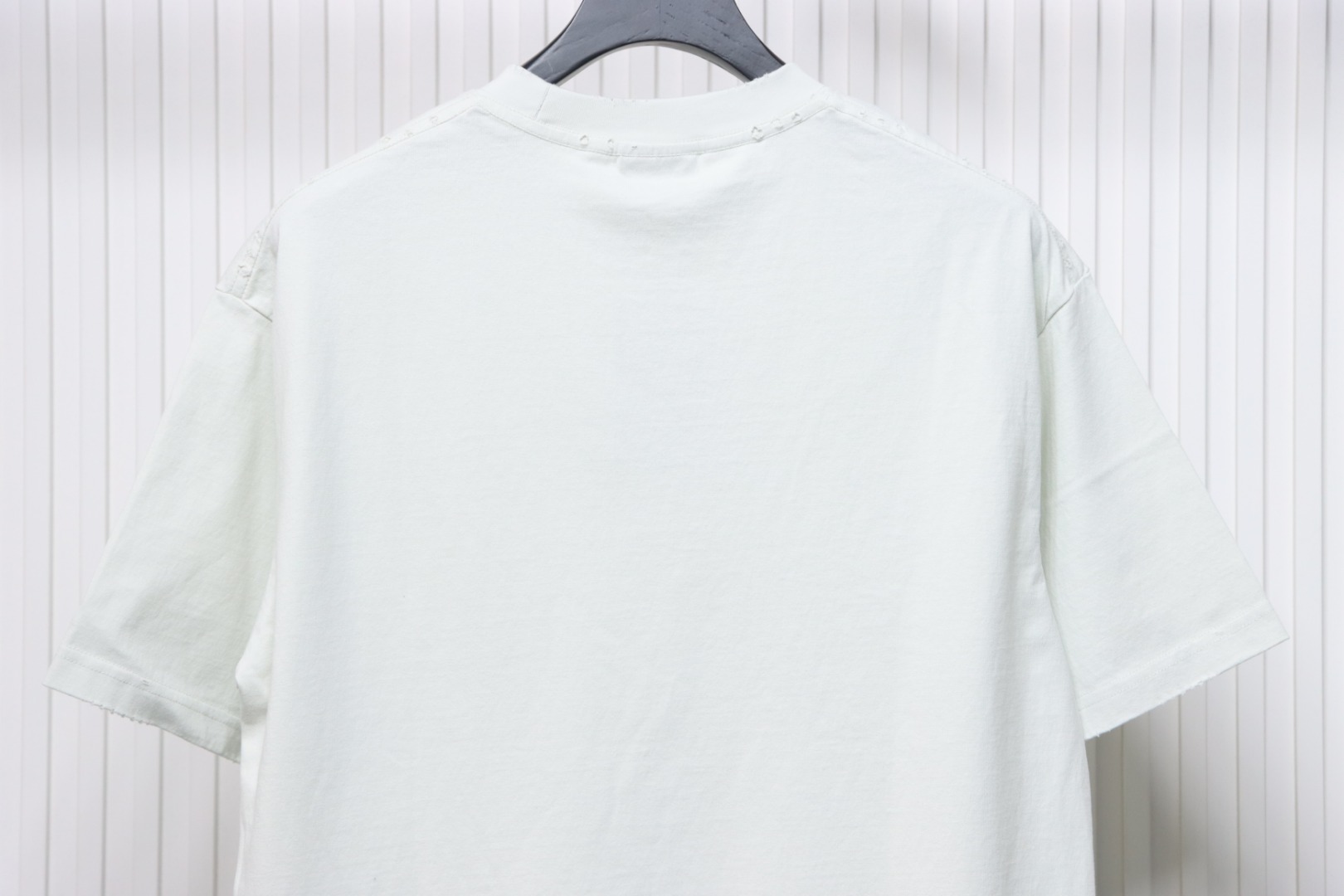 Balenciaga 25ss reverse letter double B print washed ripped short-sleeved T-shirt White