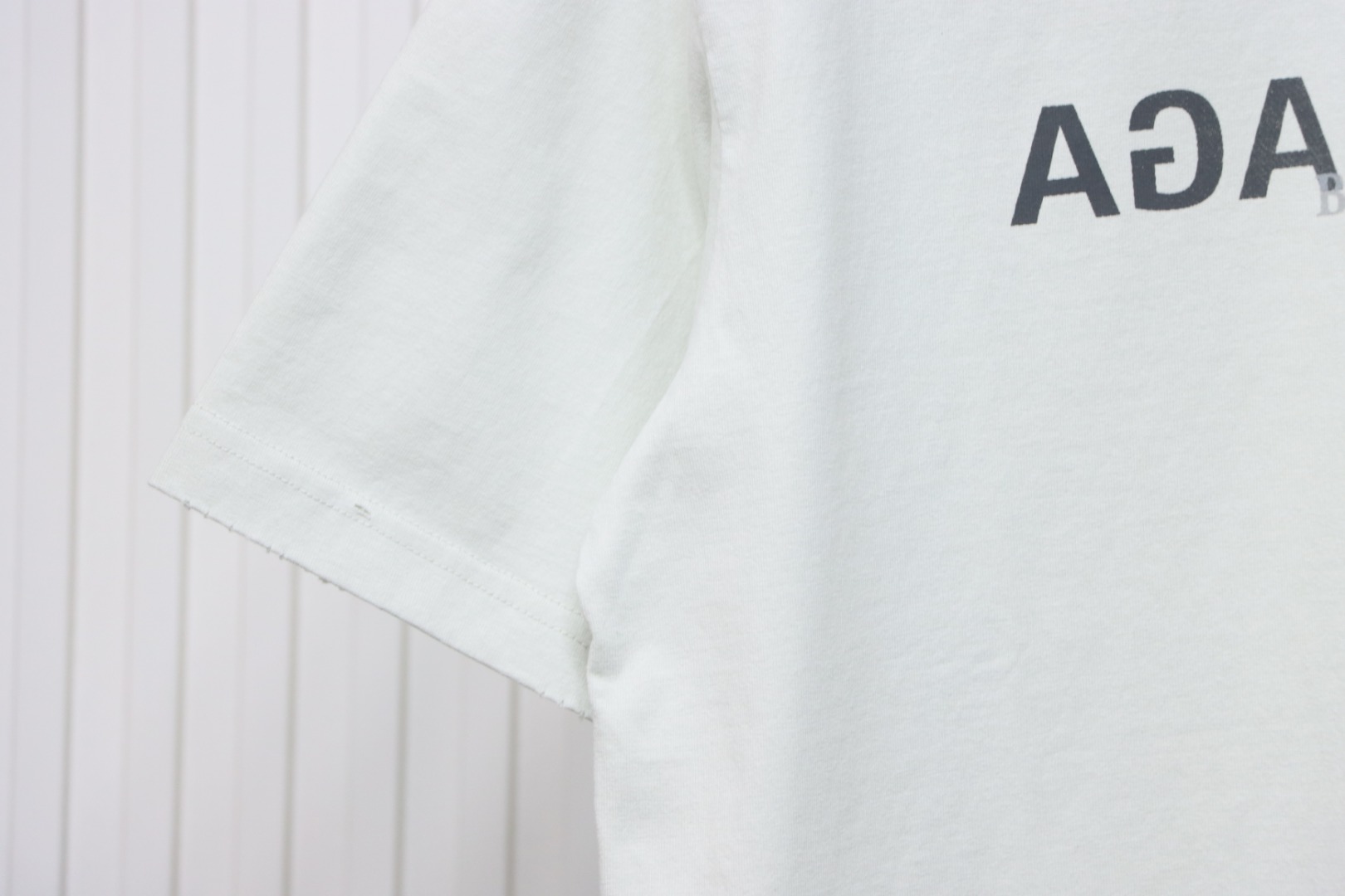 Balenciaga 25ss reverse letter double B print washed ripped short-sleeved T-shirt White