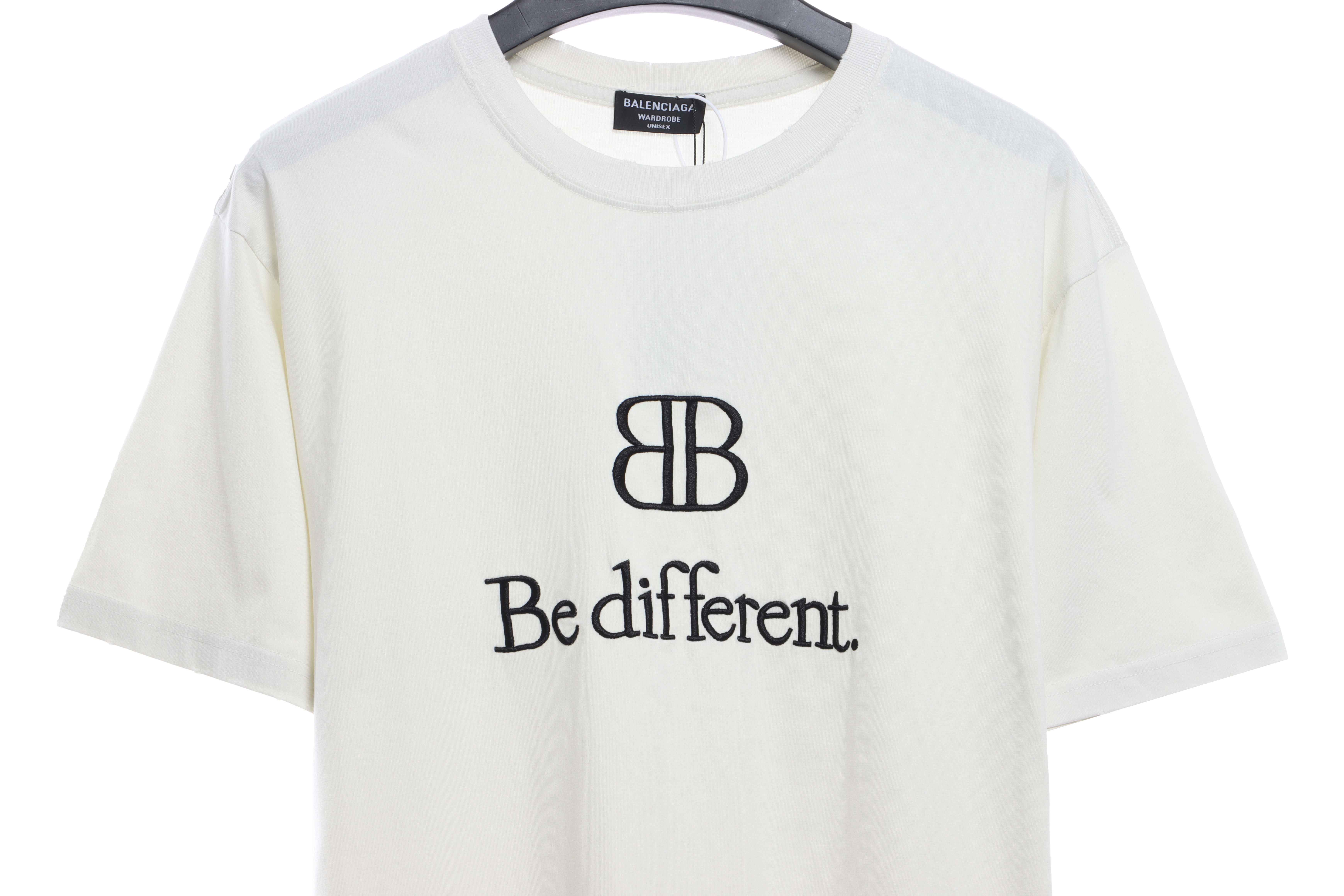 Balenciaga BB badge destroyed embroidered short sleeves white