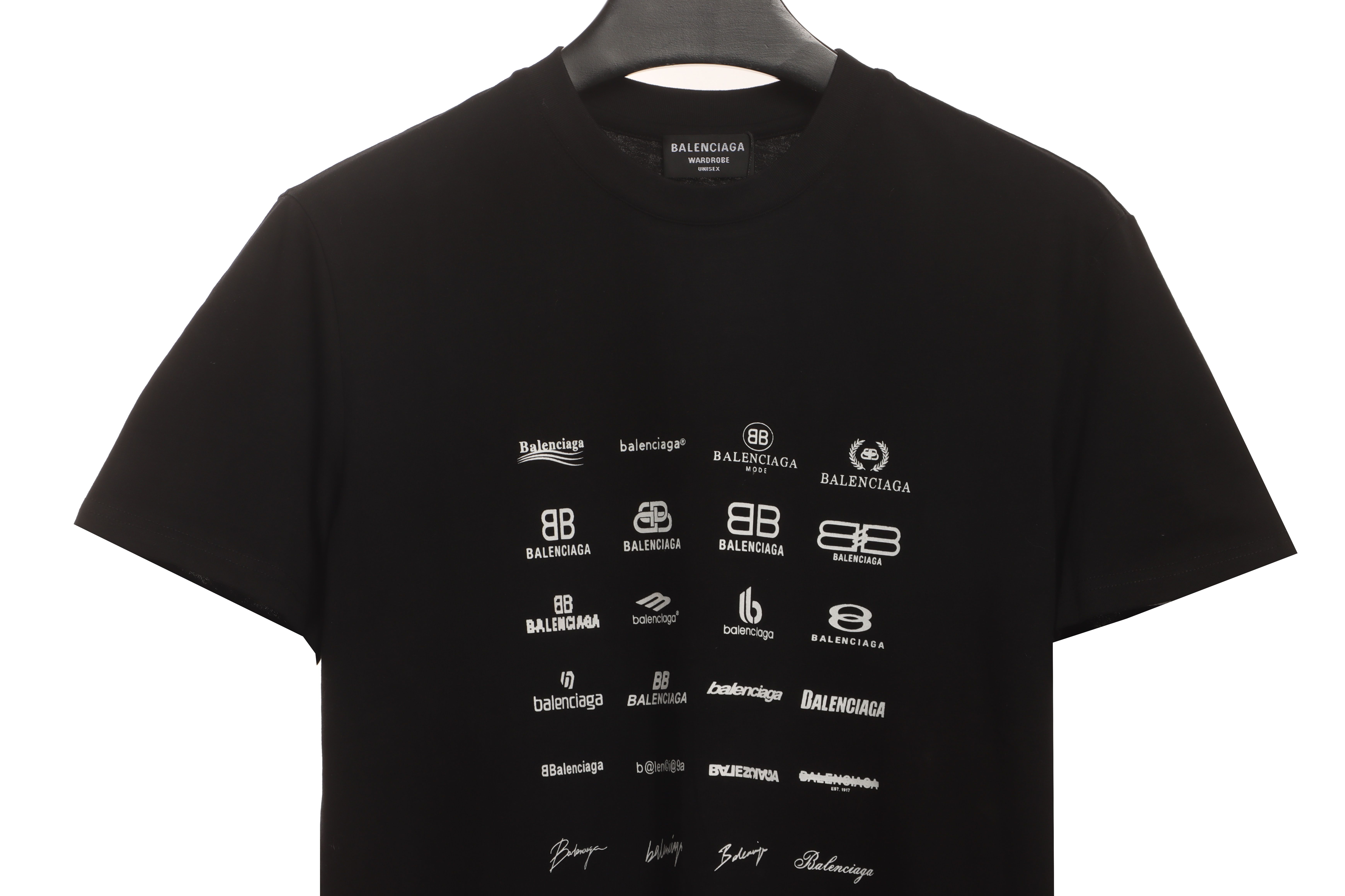 Balenciaga classic logo short-sleeve black