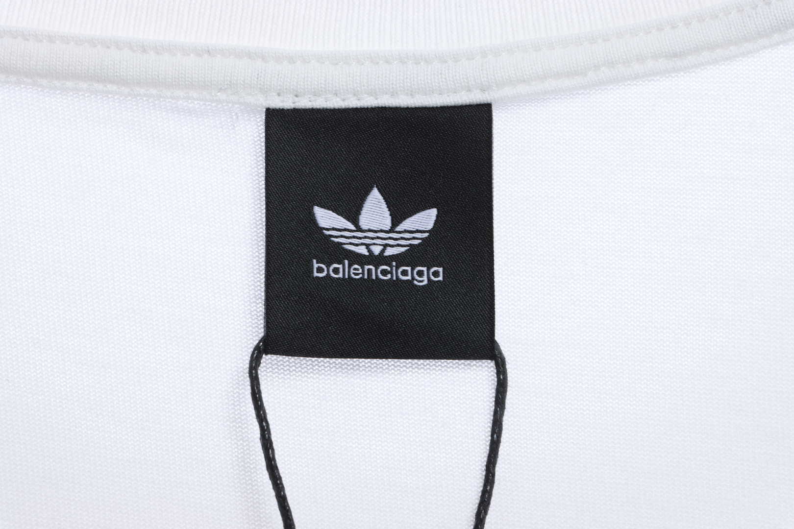 Balenciaga co-branded clover embroidered short sleeves White