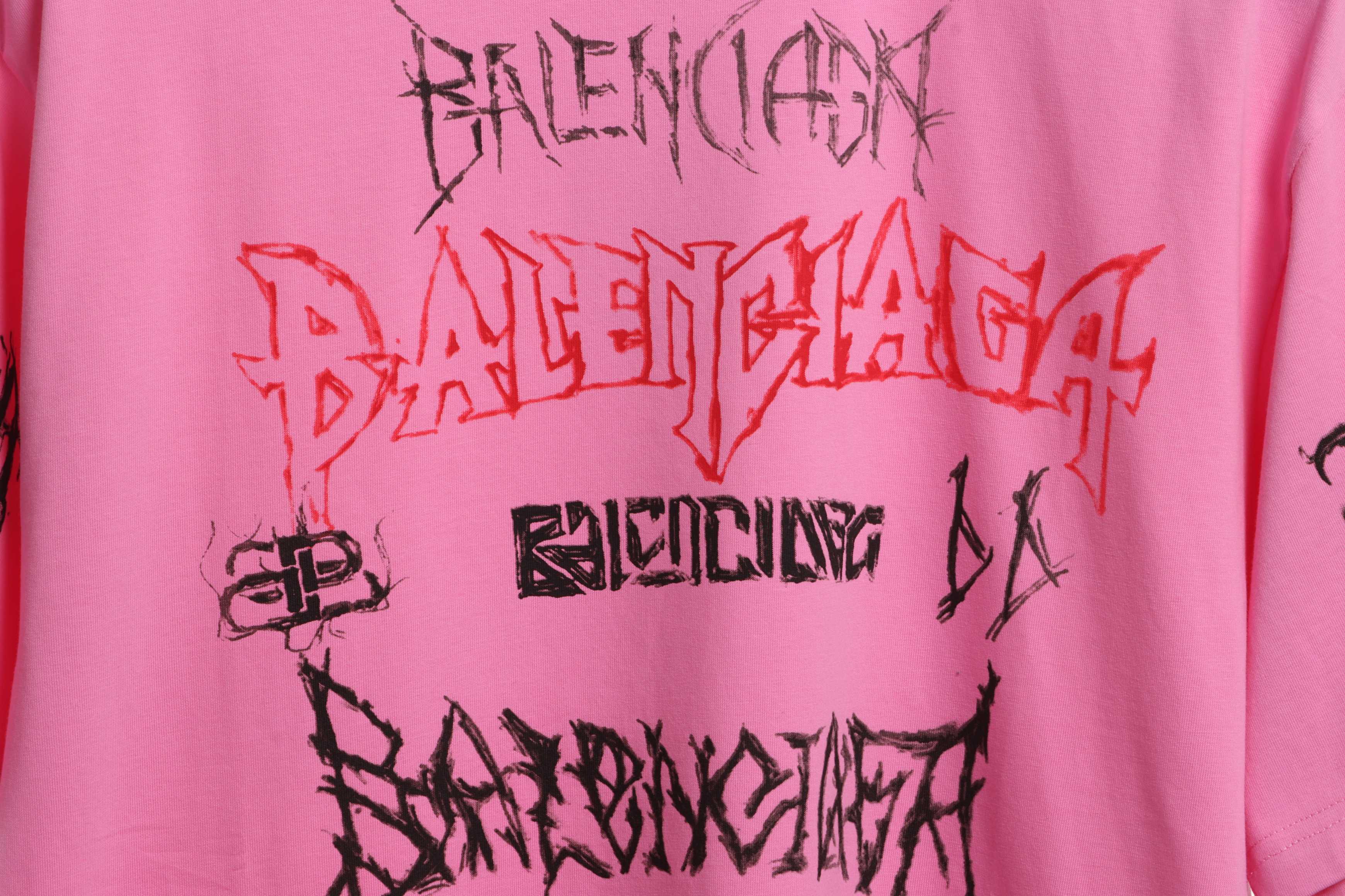 Balenciaga Dragon Year Limited Edition Graffiti Letters T-shirt Pink