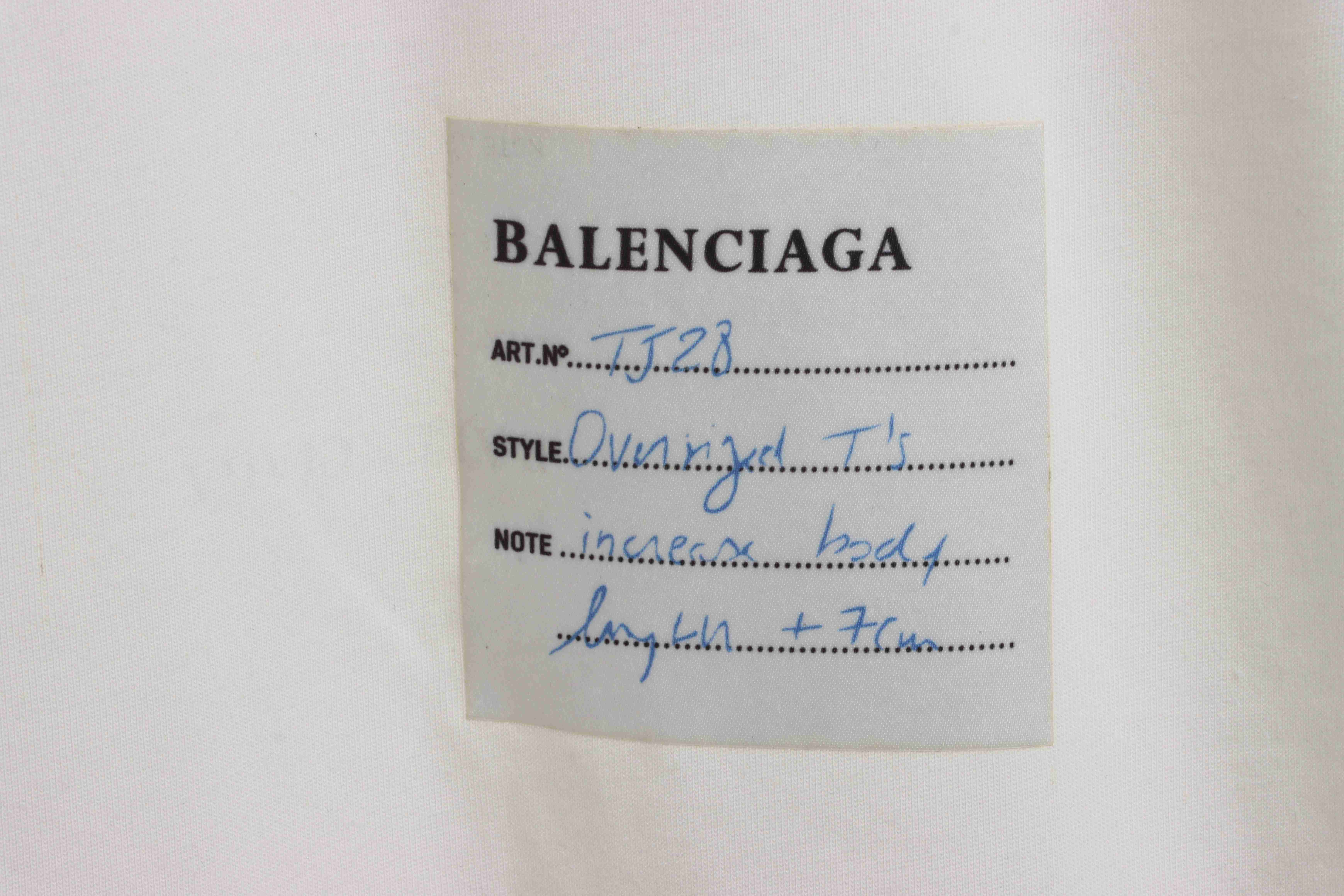 Balenciaga hem signature patch short sleeve white