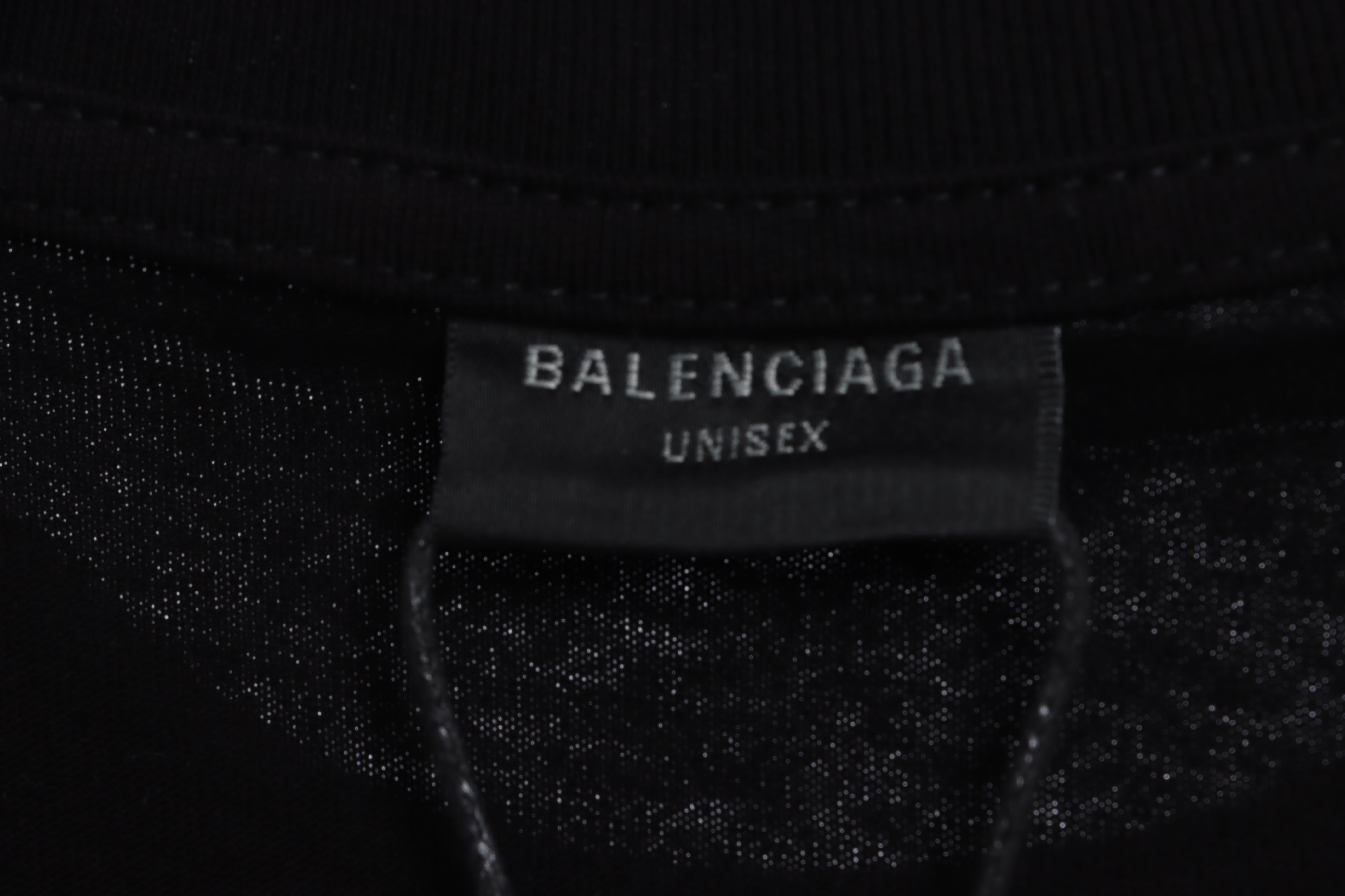 Balenciaga mailbox print short sleeves black