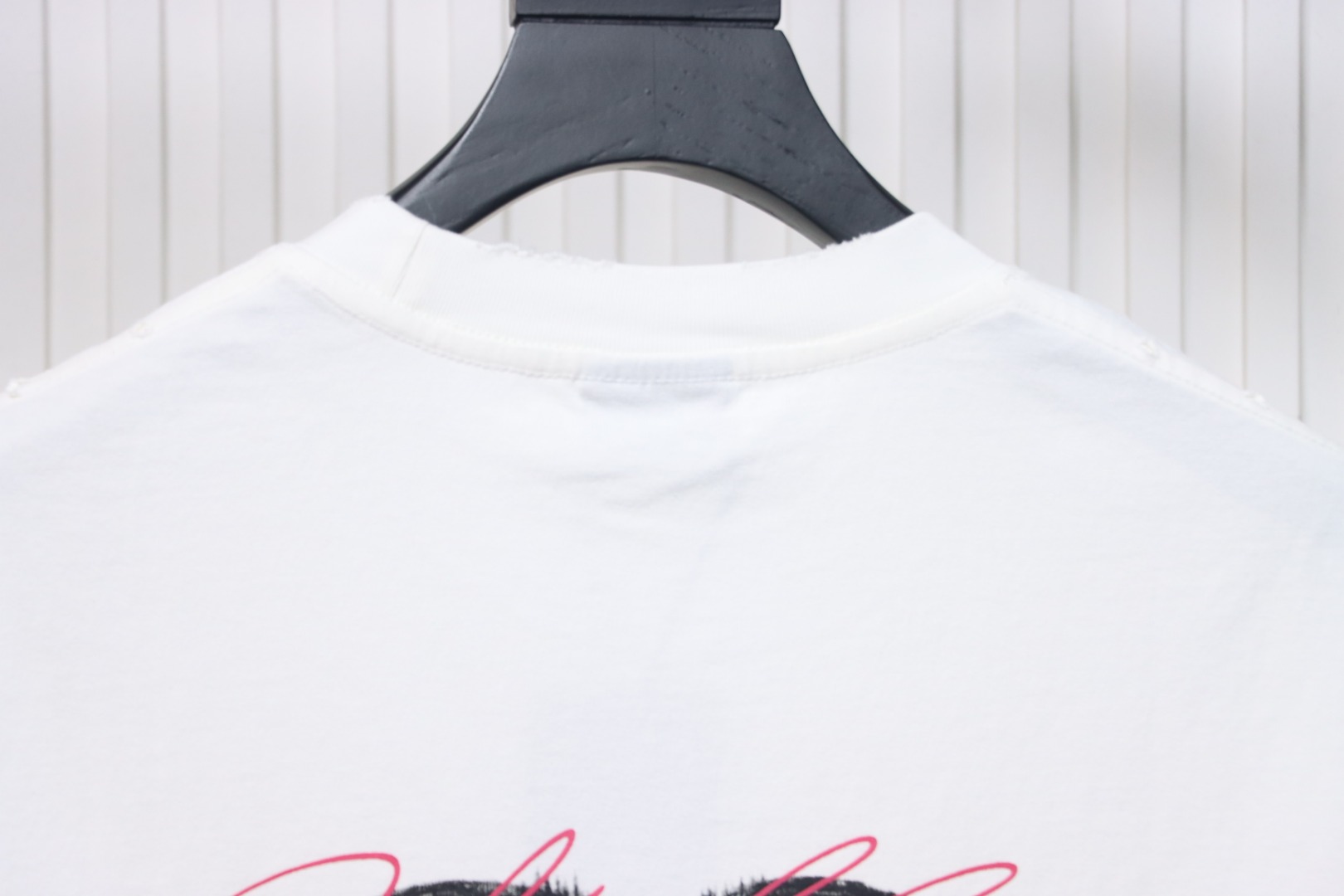 Balenciaga 25ss Letter Double B Hand-painted Washed Hole Short Sleeve T-shirt white