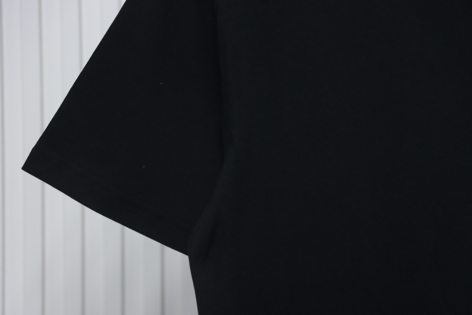 Gucci 25ss Funny Cartoon Series Printed Short Sleeve Black Puppy