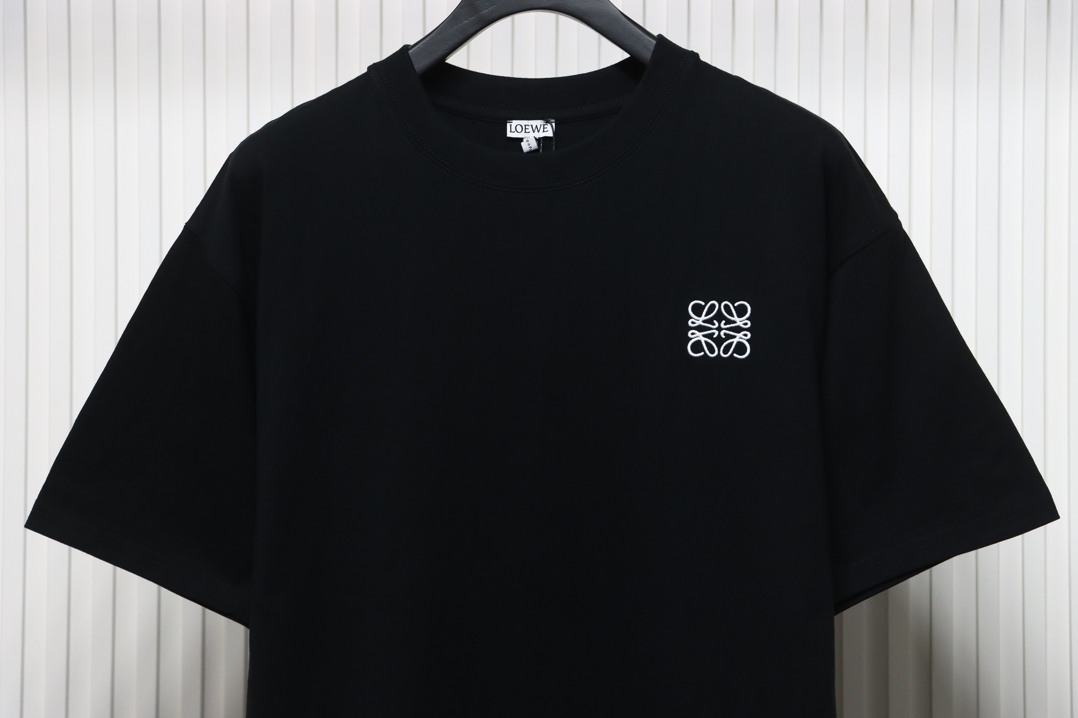 Loewe classic embroidered logo short sleeve black