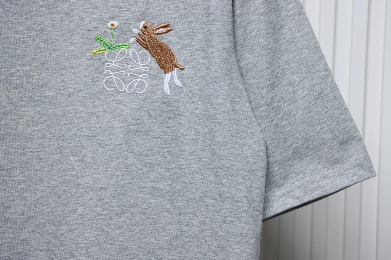 Loewe Suna Fujita co-branded rabbit embroidered short-sleeve Grey