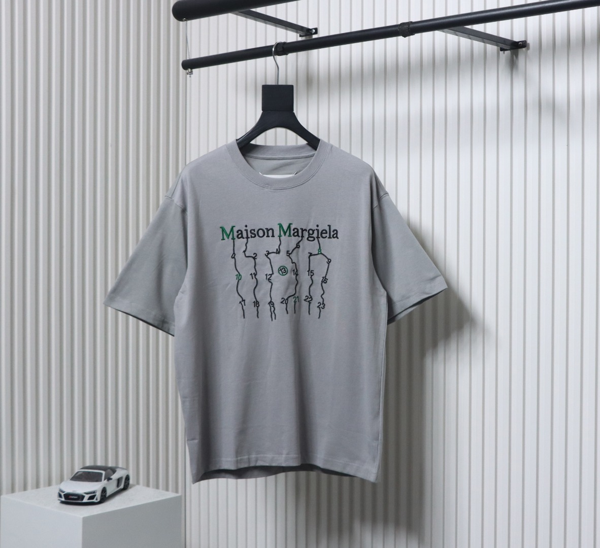 Maison Margiela Geometric Numbers Embroidery Short Sleeve T-Shirt Grey