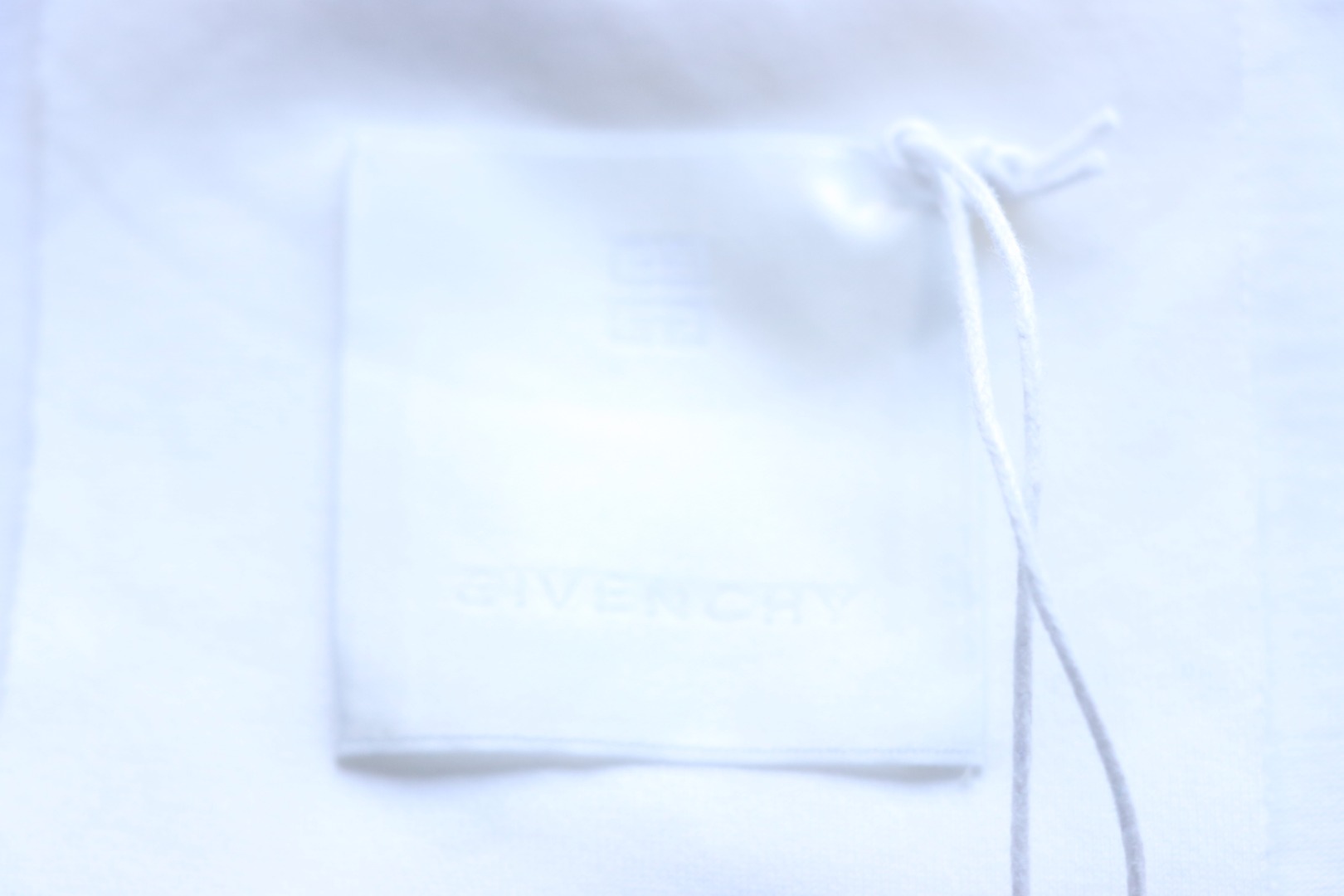 Givenchy 25ss sequined logo short sleeve