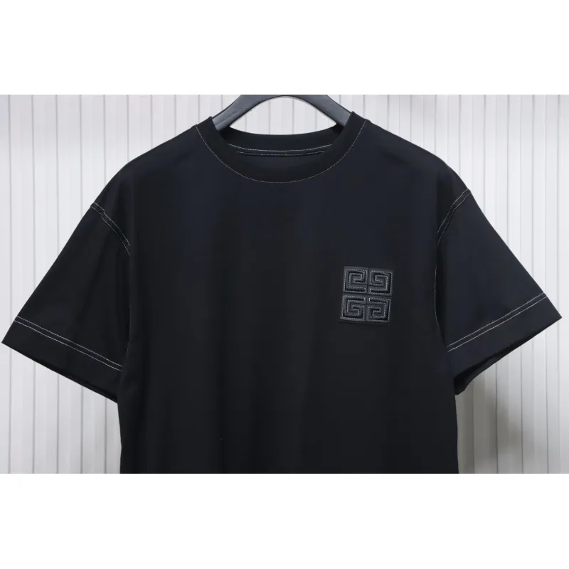 Givenchy 4G embroidered short-sleeved T-shirt on chest