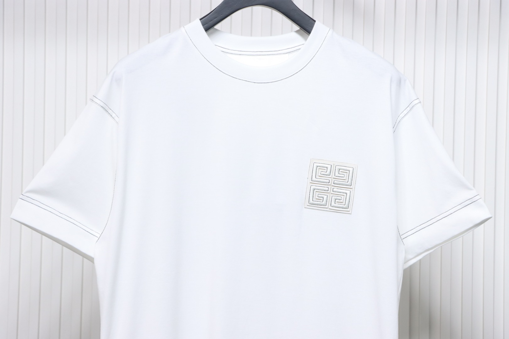 Givenchy 4G embroidered short-sleeved T-shirt on chest White