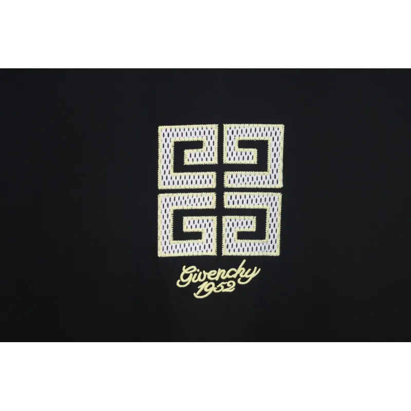 Givenchy Eyelet Embroidery Crewneck Short Sleeve T-Shirt black