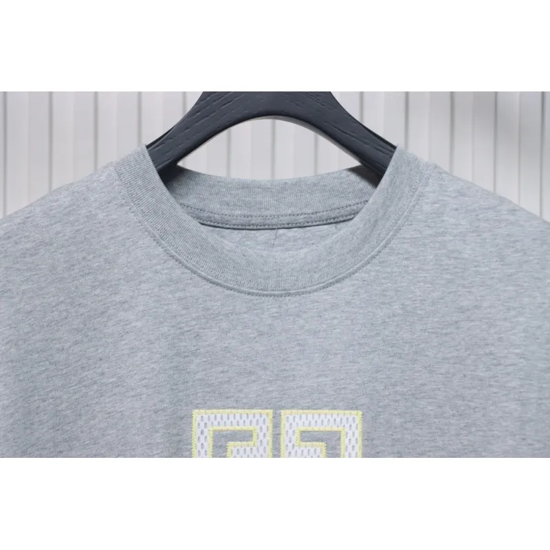 Givenchy Eyelet Embroidery Crewneck Short Sleeve T-Shirt Grey