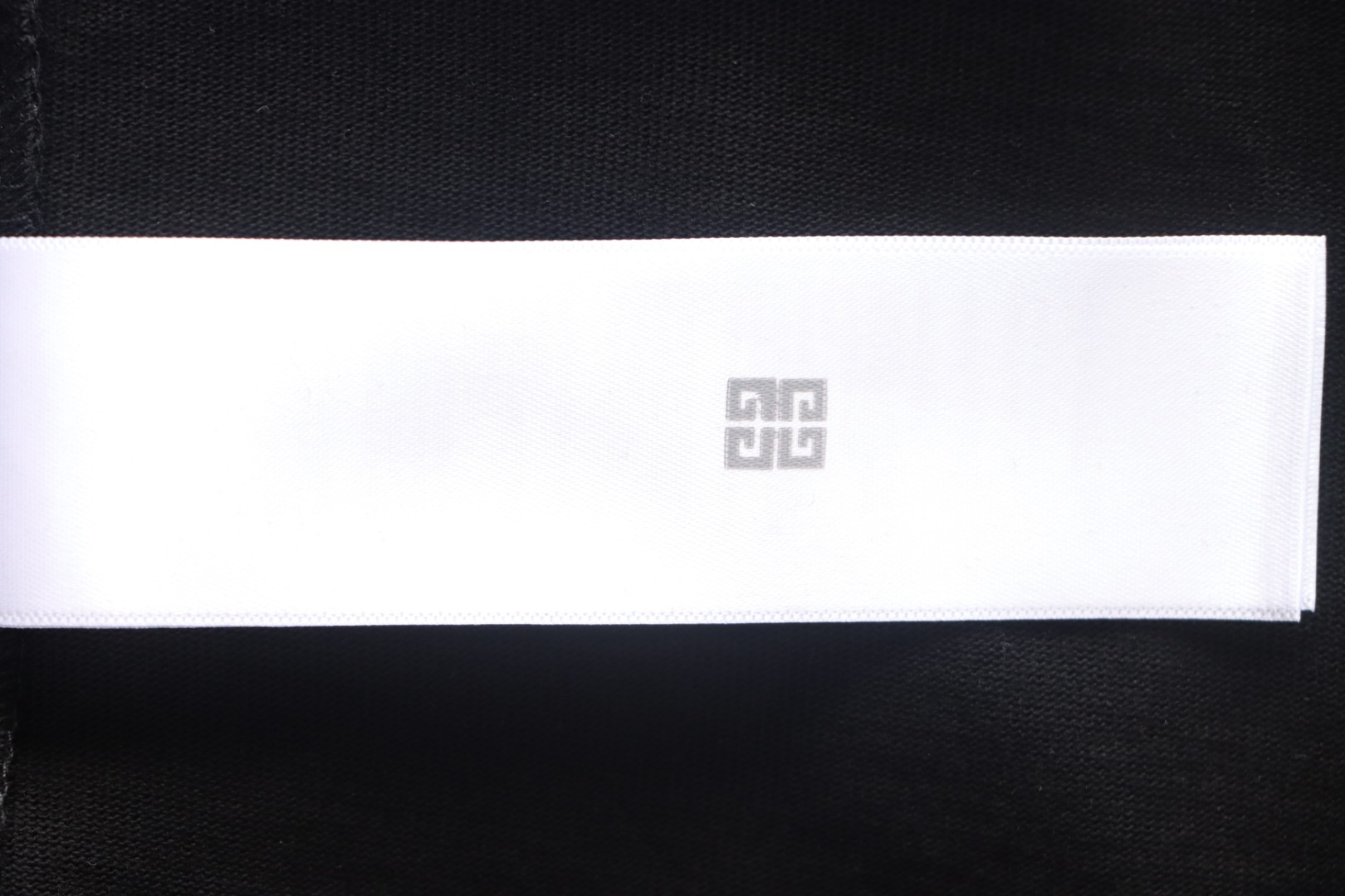 Givenchy Shoulder Hand-Painted Letters Printed Short Sleeve black