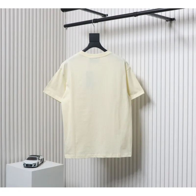 Gucci 24ss cartoon print short sleeves beige