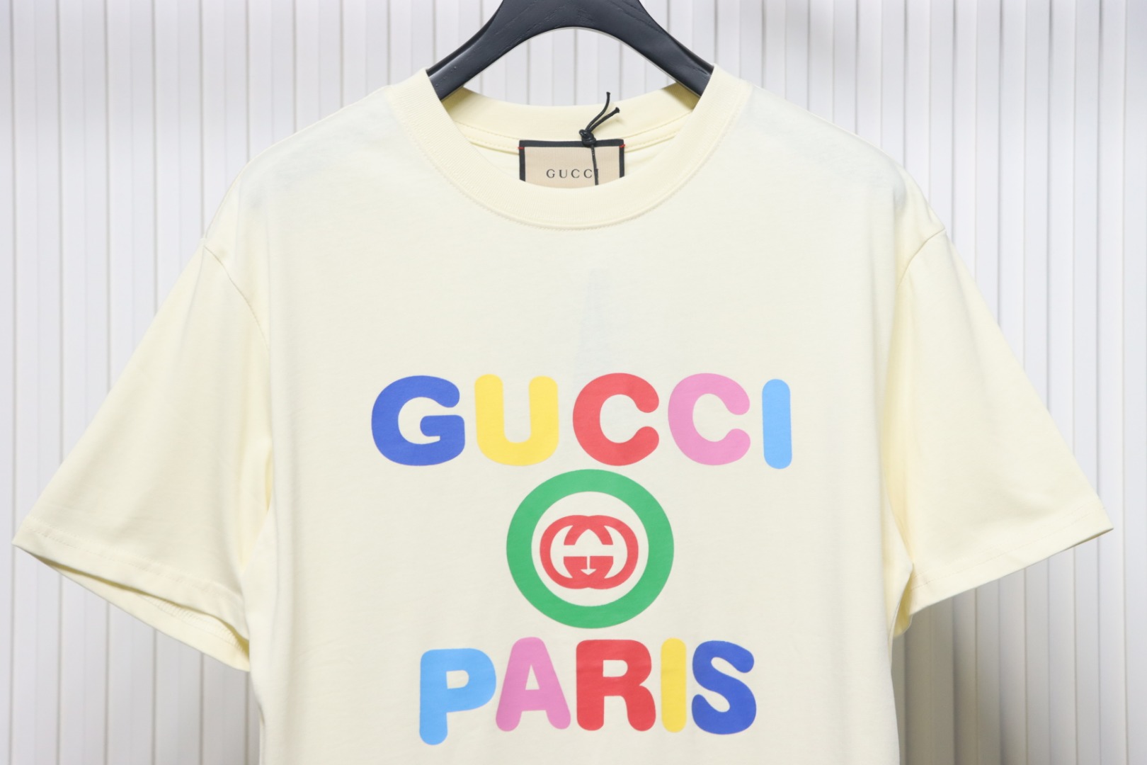 Gucci 24ss colorful letter print short sleeves beige