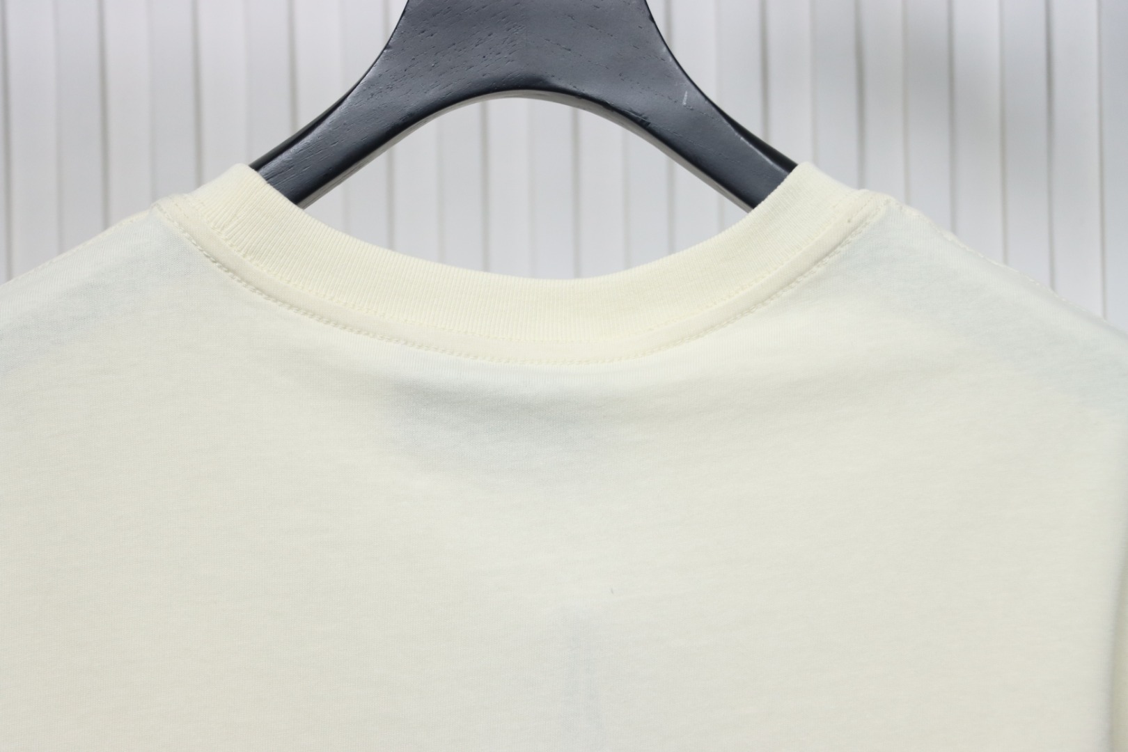 Gucci 24ss Graffiti Bear Print Short Sleeve Beige