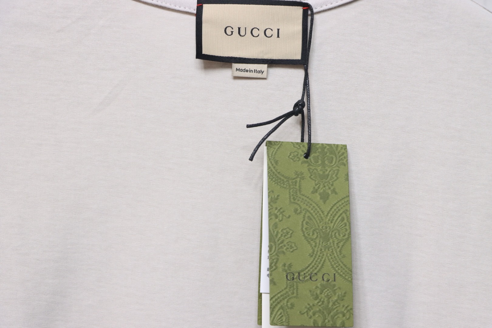 Gucci 24ss Sculpture Artwork Print Short Sleeve Grey