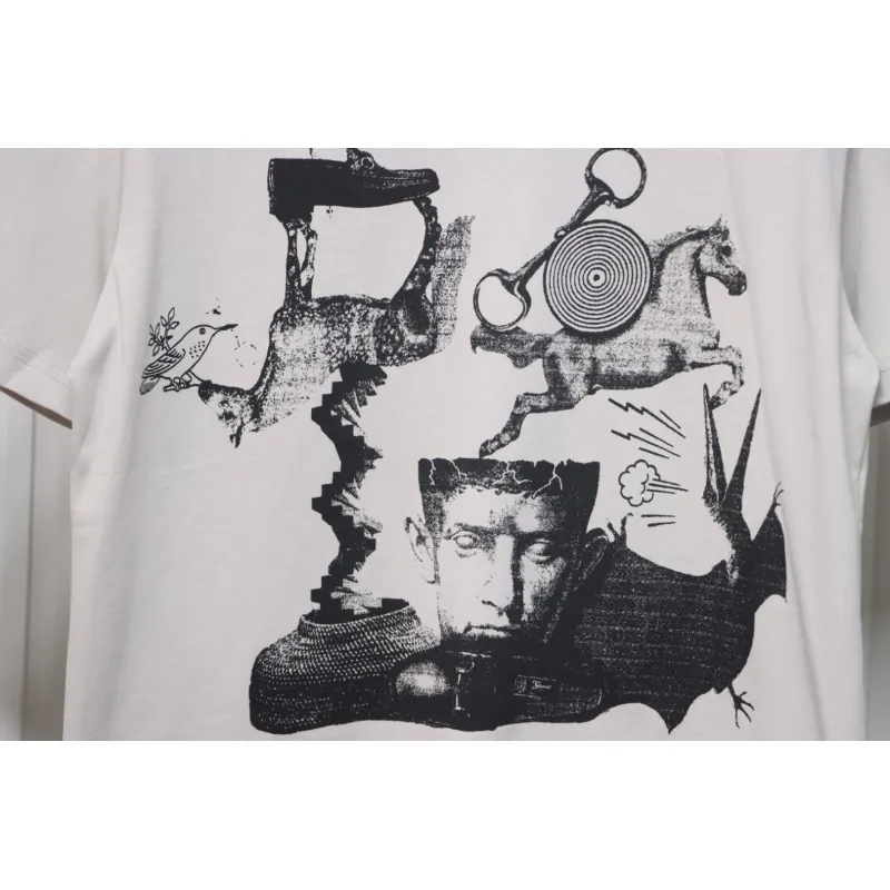 Gucci 24ss Sculpture Artwork Print Short Sleeve Grey