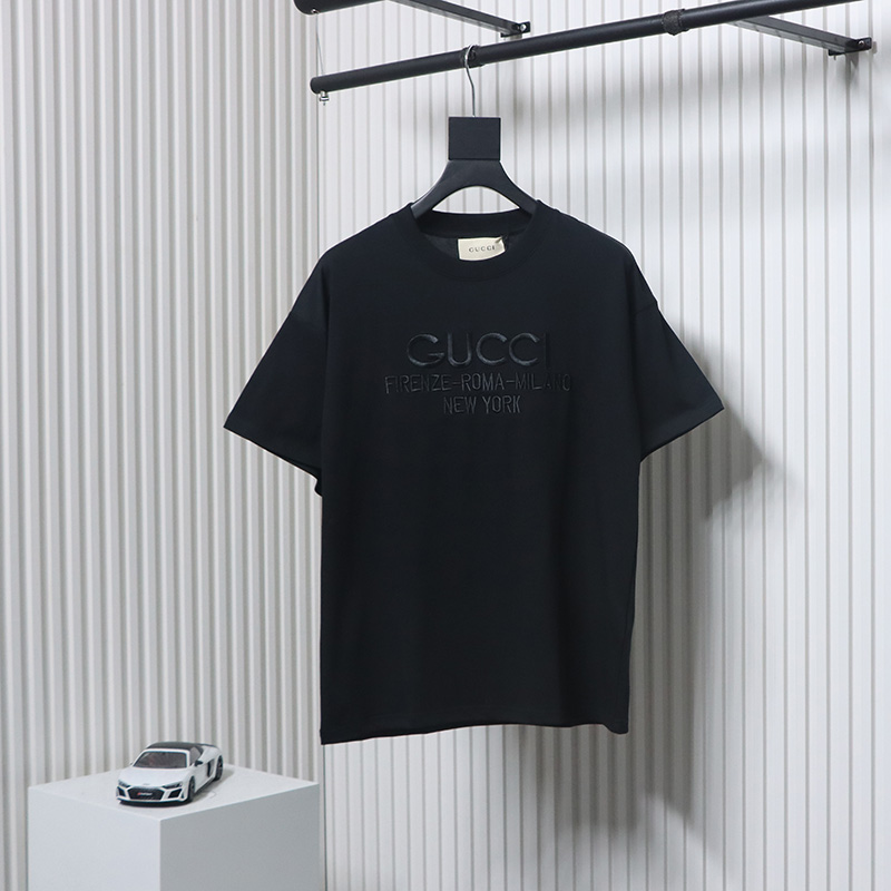 Gucci 25ss 3D embossed logo short-sleeved T-shirt black