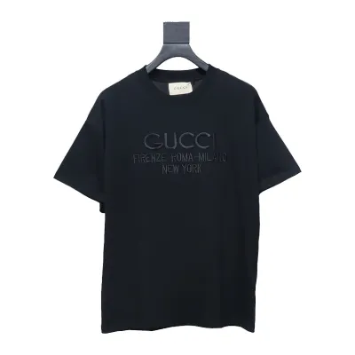 Gucci 25ss 3D embossed logo short-sleeved T-shirt black 01