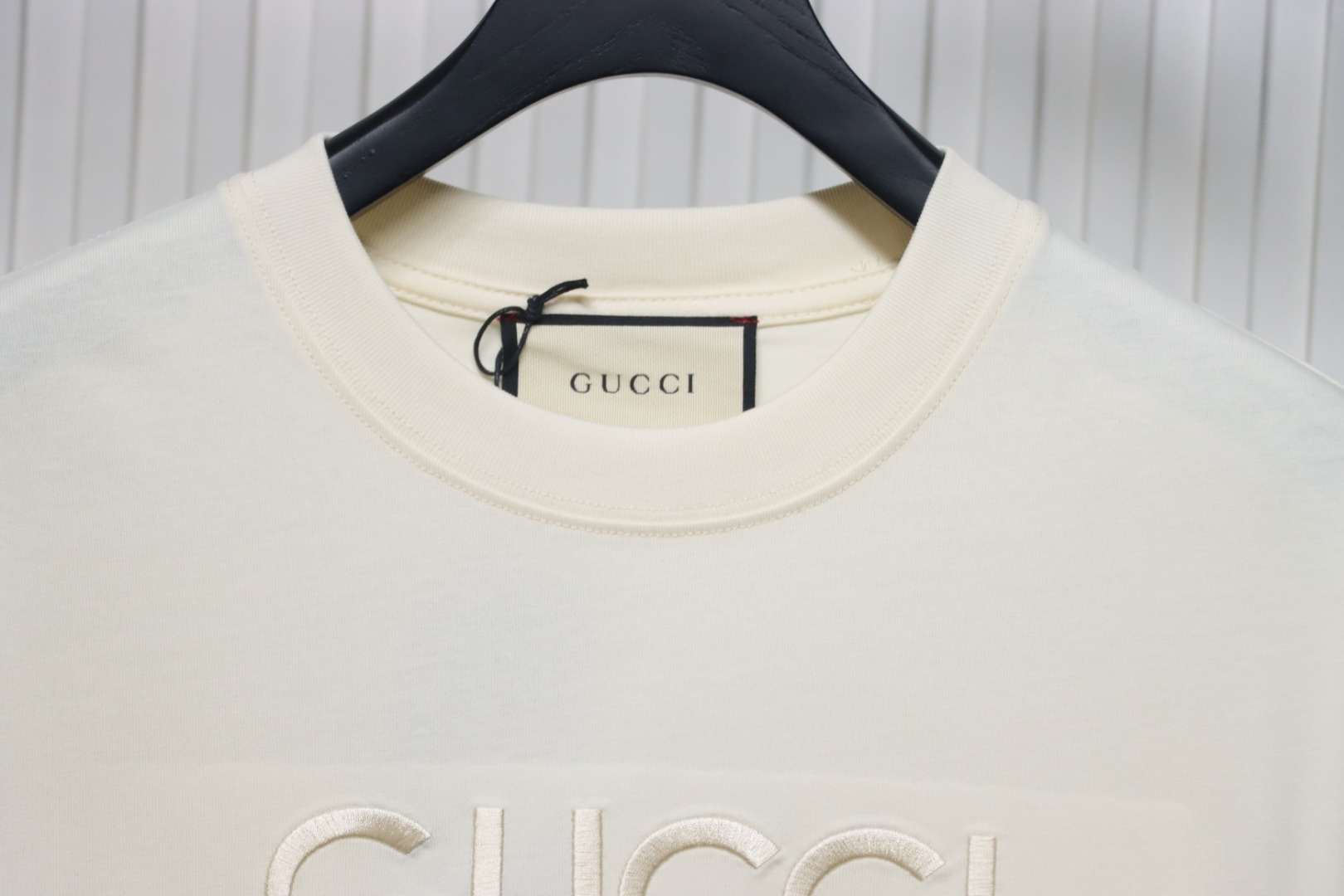 Gucci 25ss Obscure Gucci City Embroidery Short Sleeve T-Shirt Beige