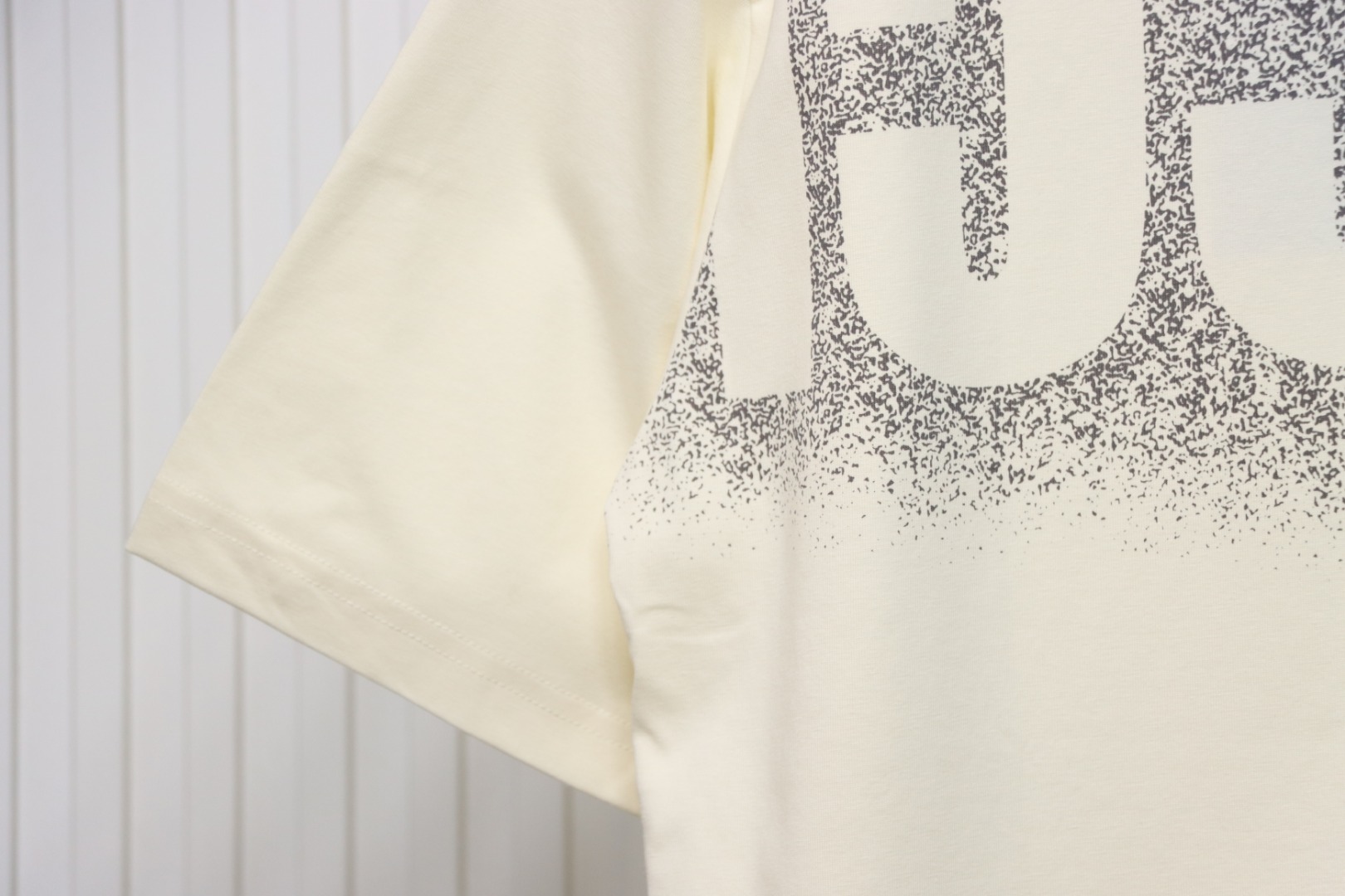 Gucci 25ss Printed Logo Short Sleeve T-shirt Beige